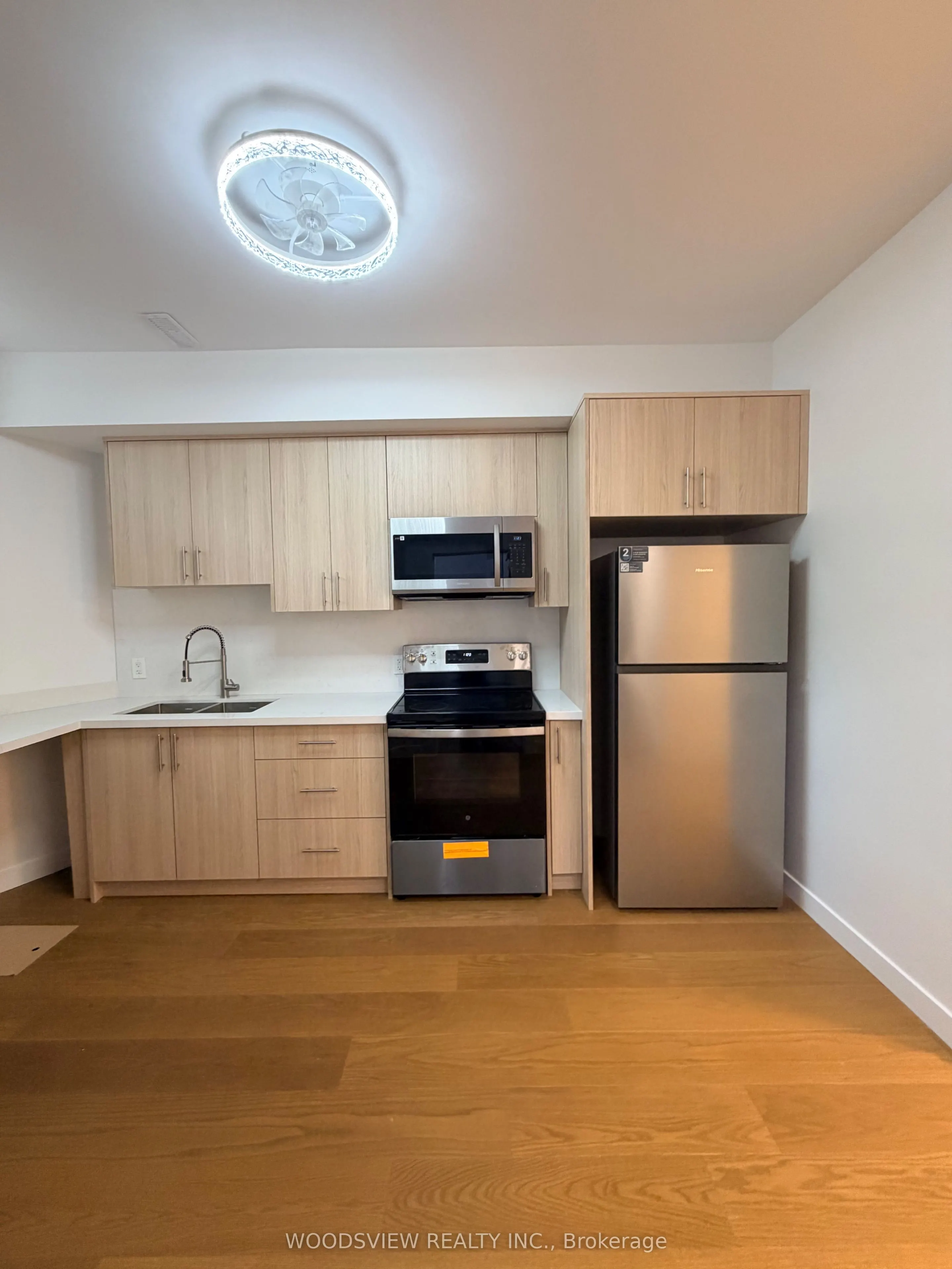 152 Medland Street #Lower