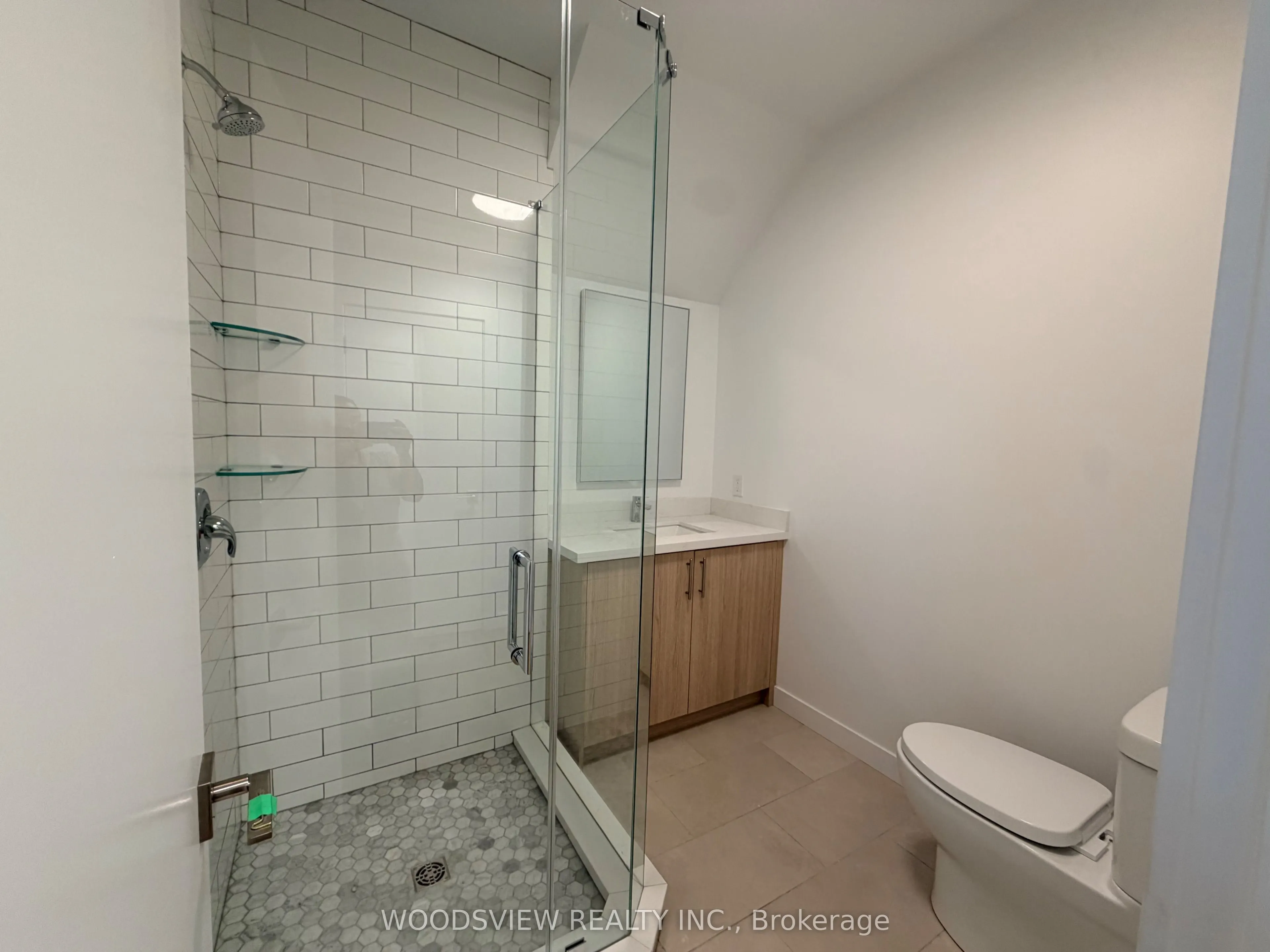 152 Medland Street #Lower