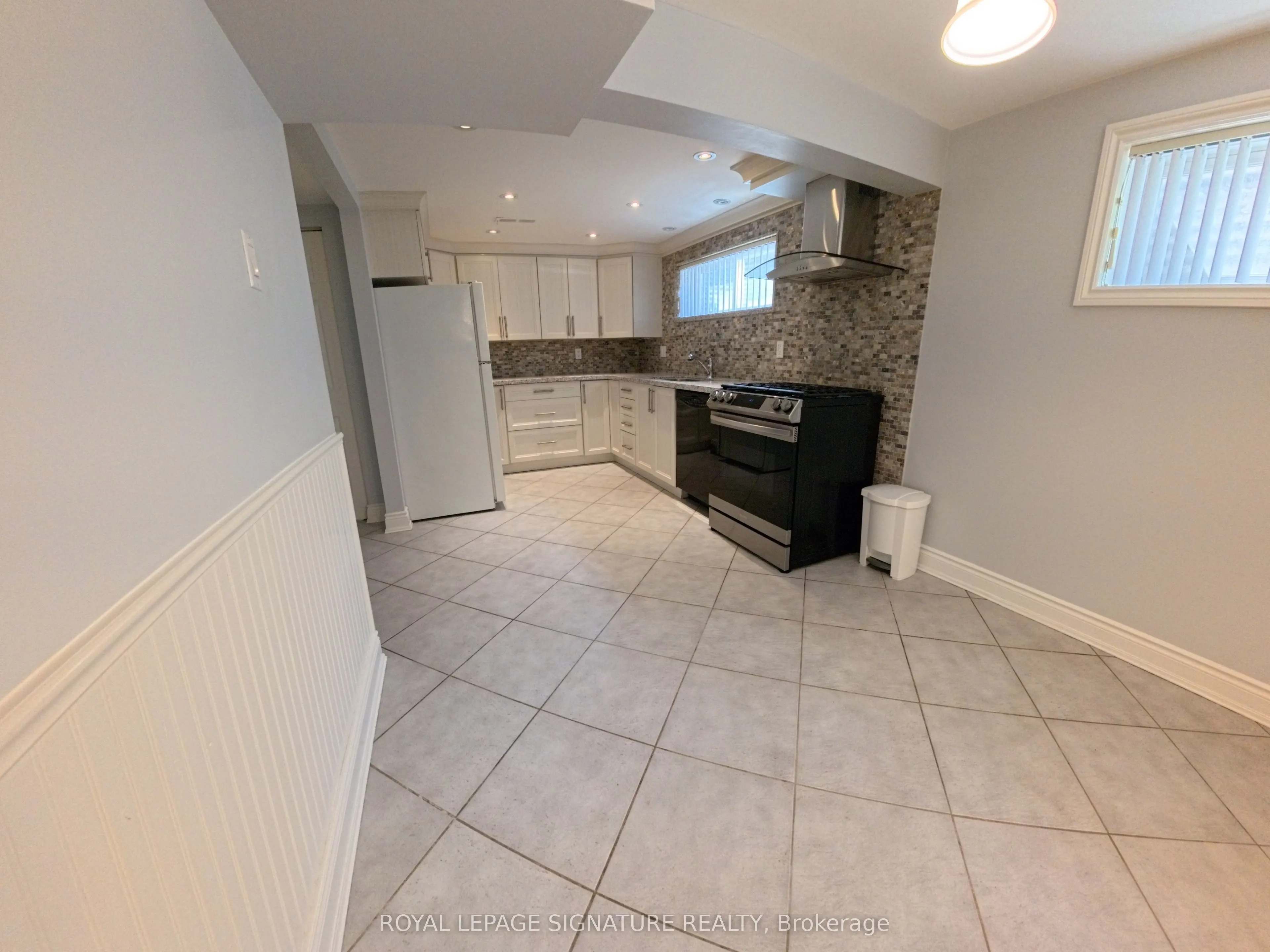 3612 Birchmeadow Crescent