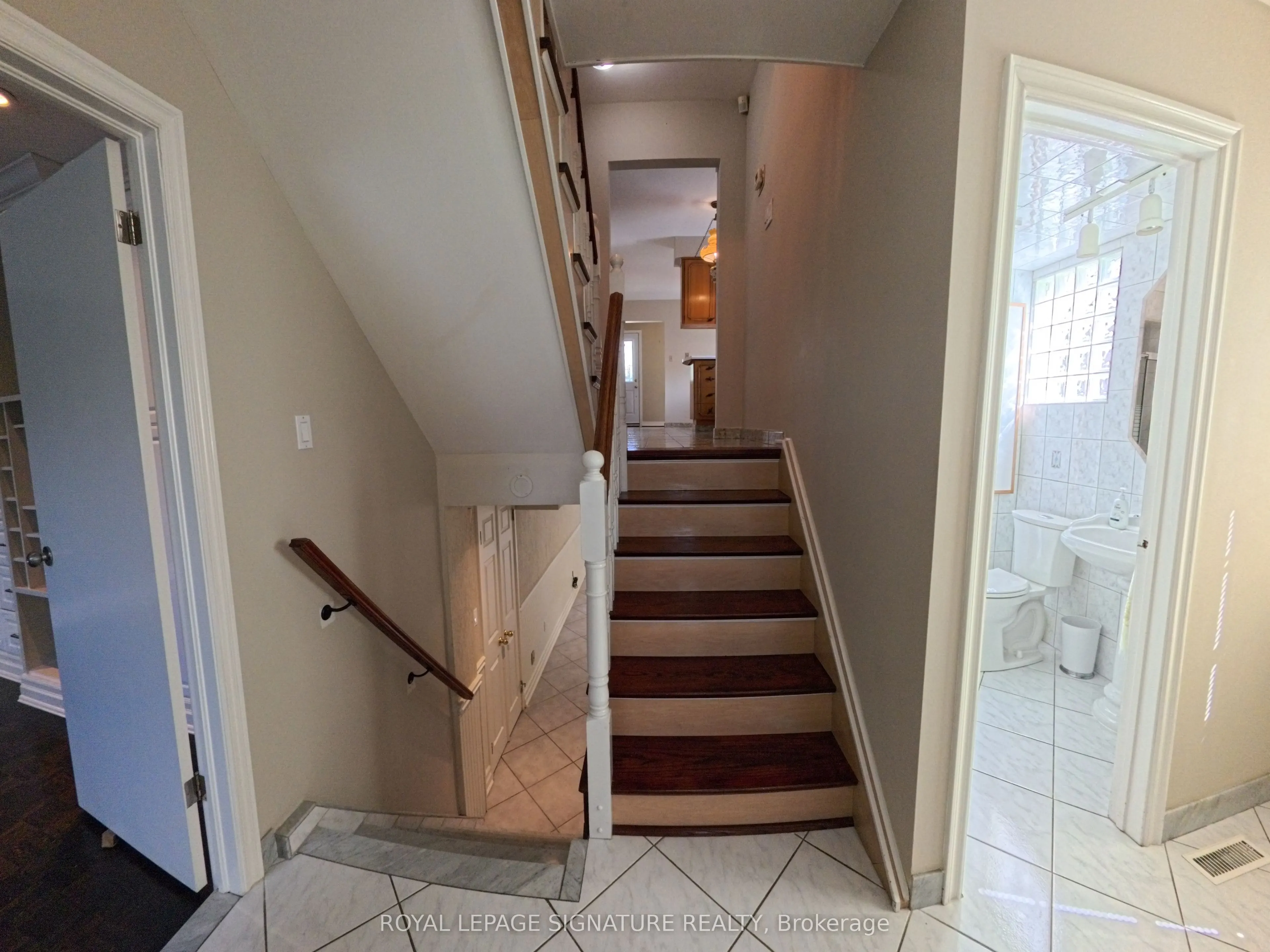 3612 Birchmeadow Crescent