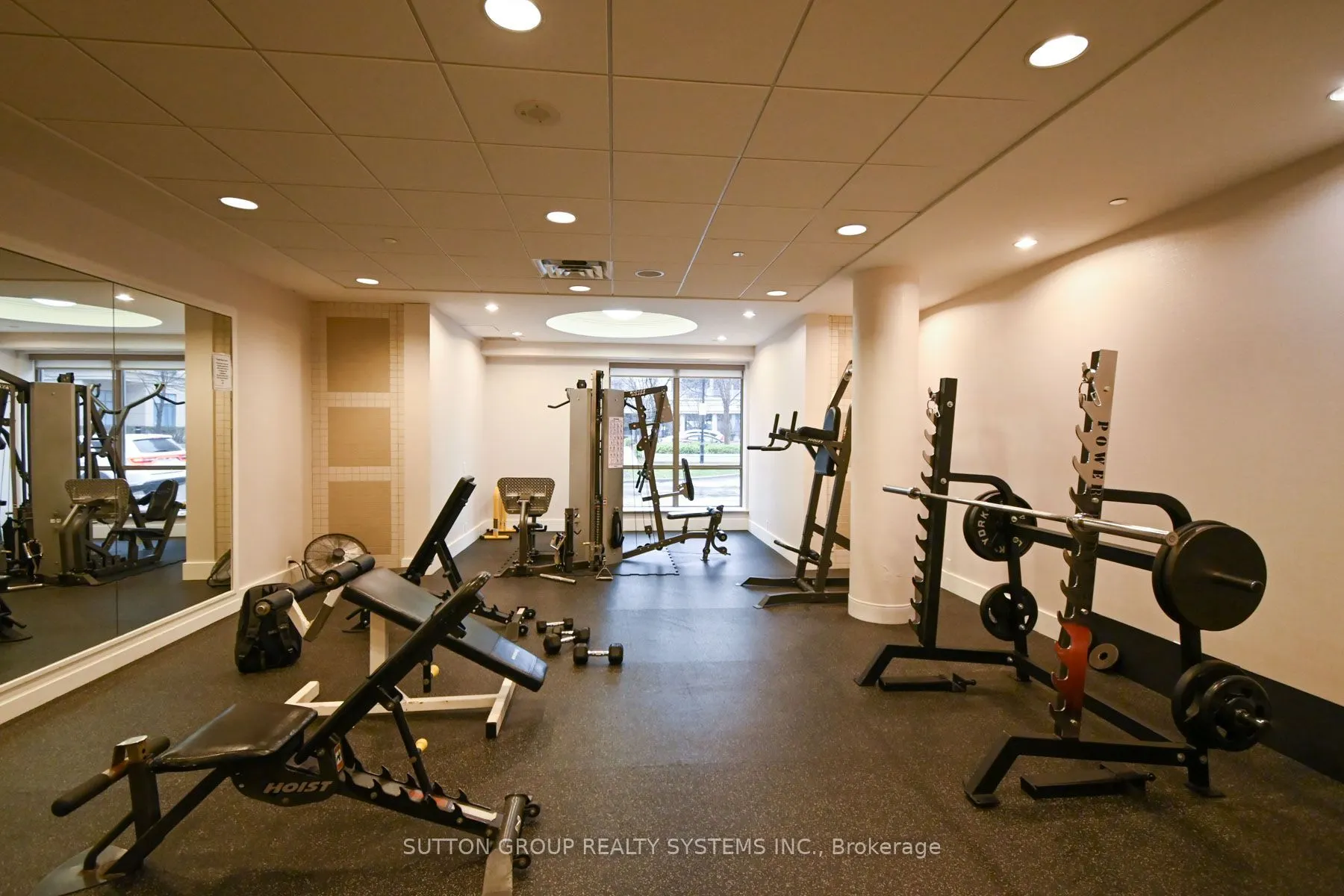 5229 Dundas Street W #605