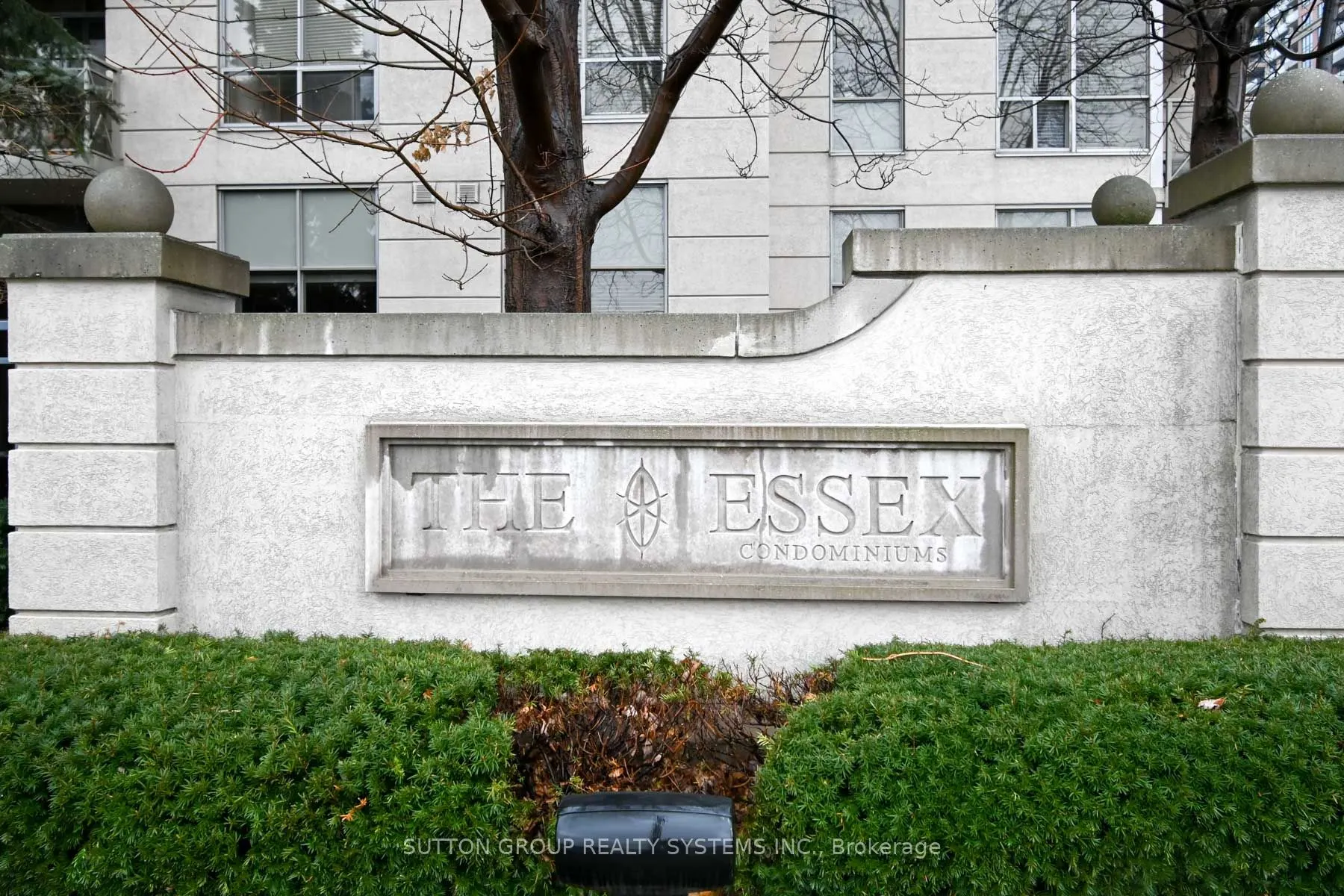 5229 Dundas Street W #605