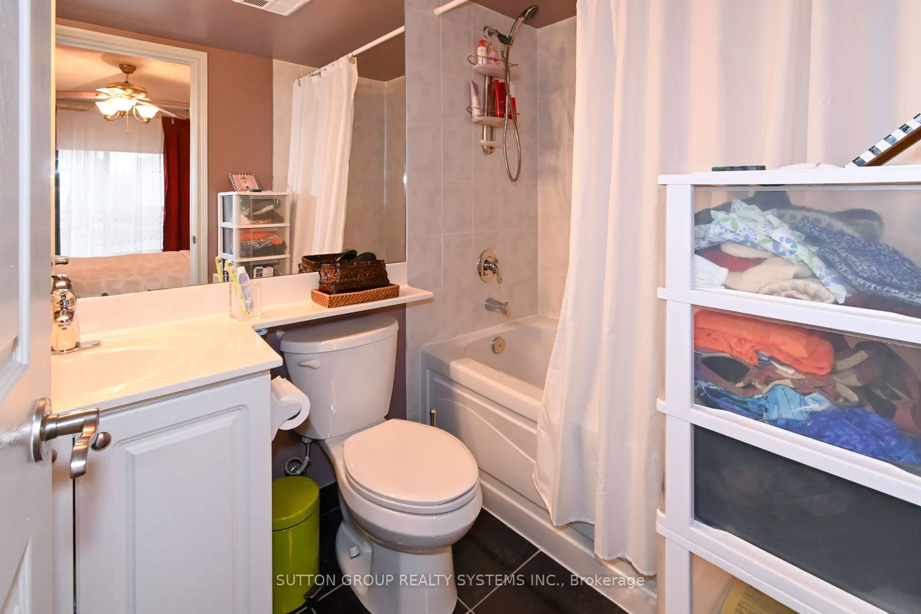 5229 Dundas Street W #605
