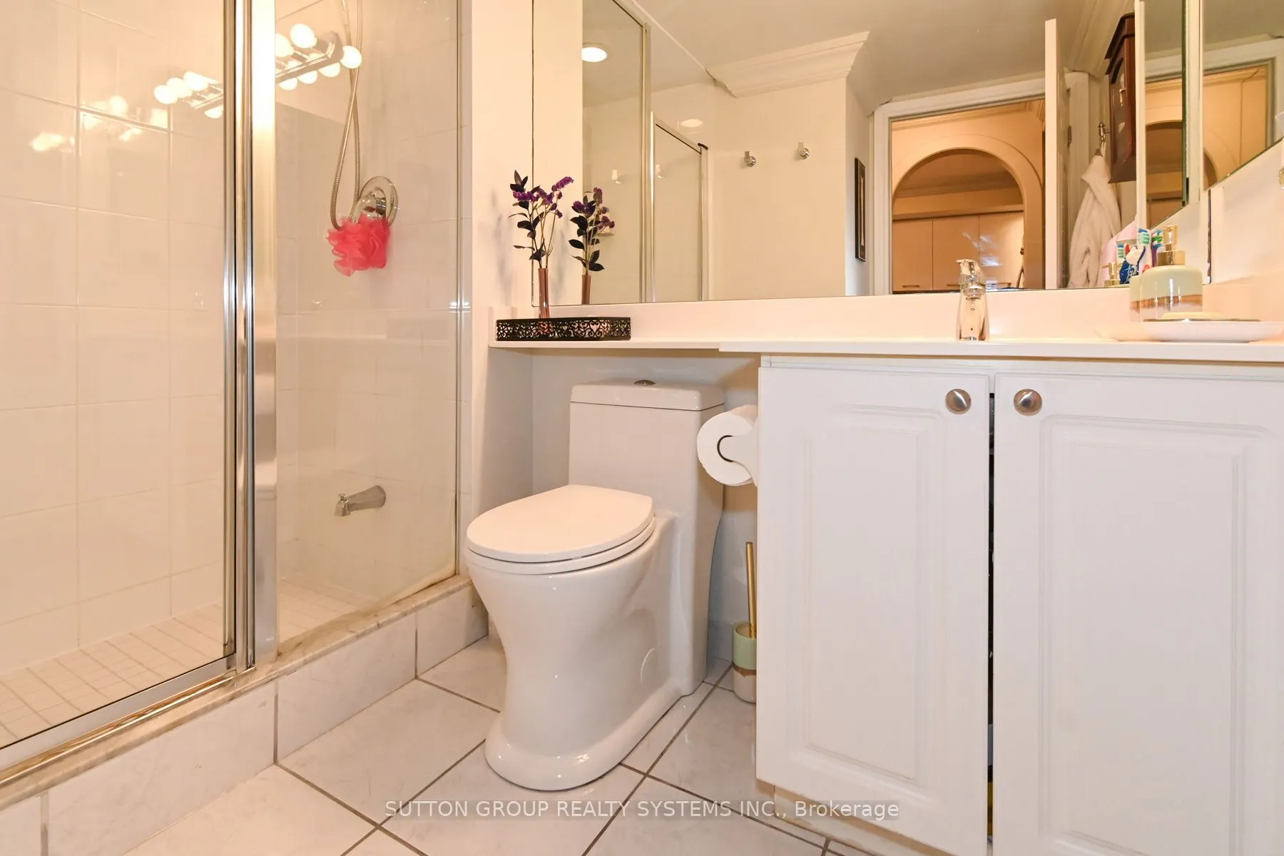 5229 Dundas Street W #605