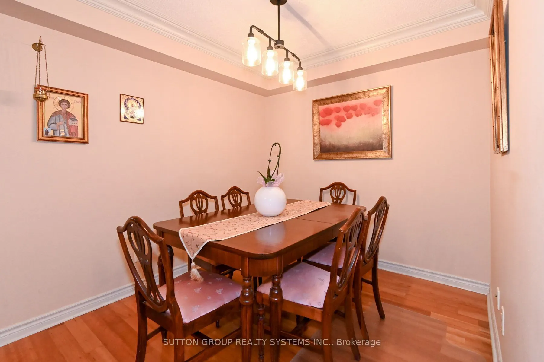 5229 Dundas Street W #605