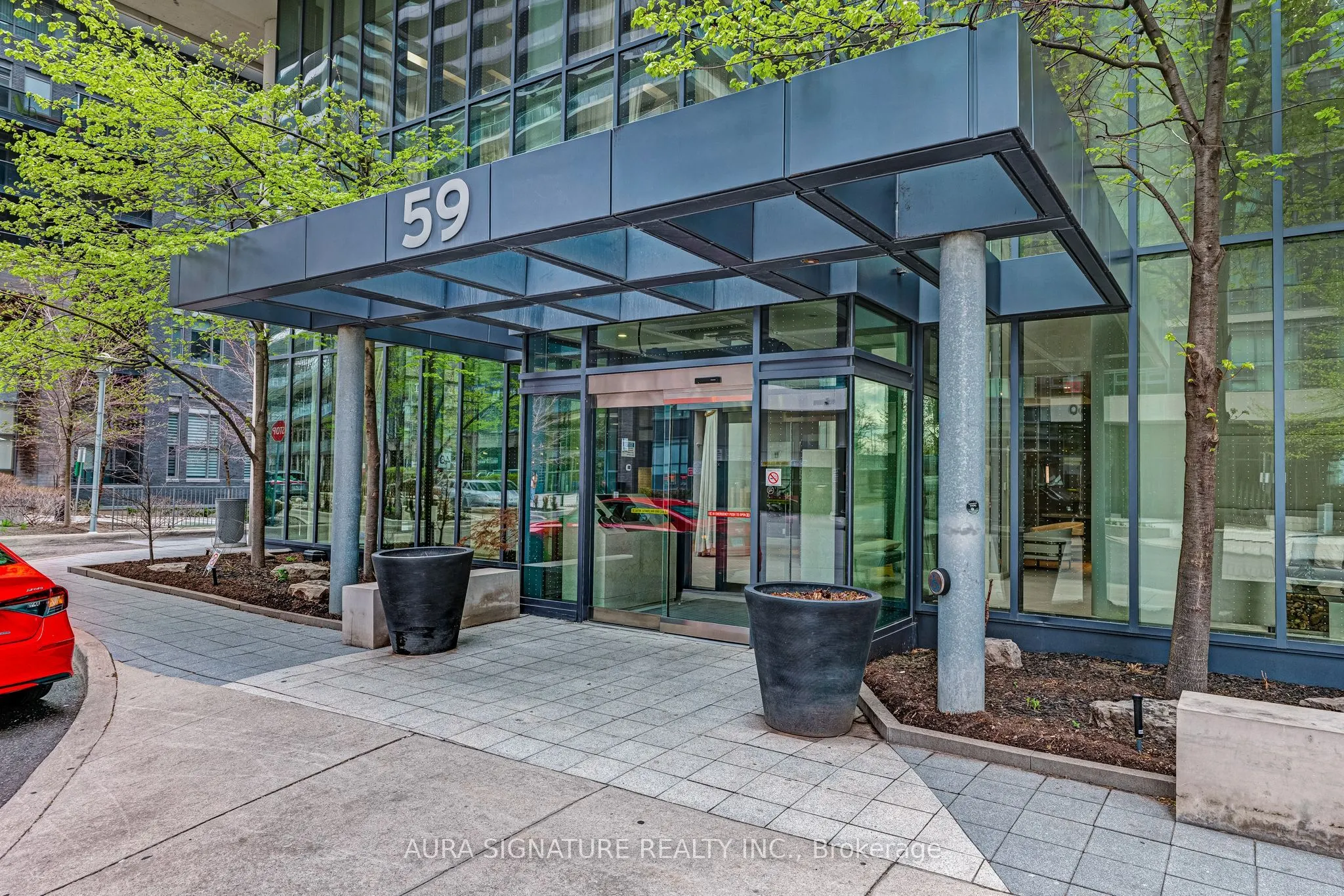 59 Annie Craig Drive #1004