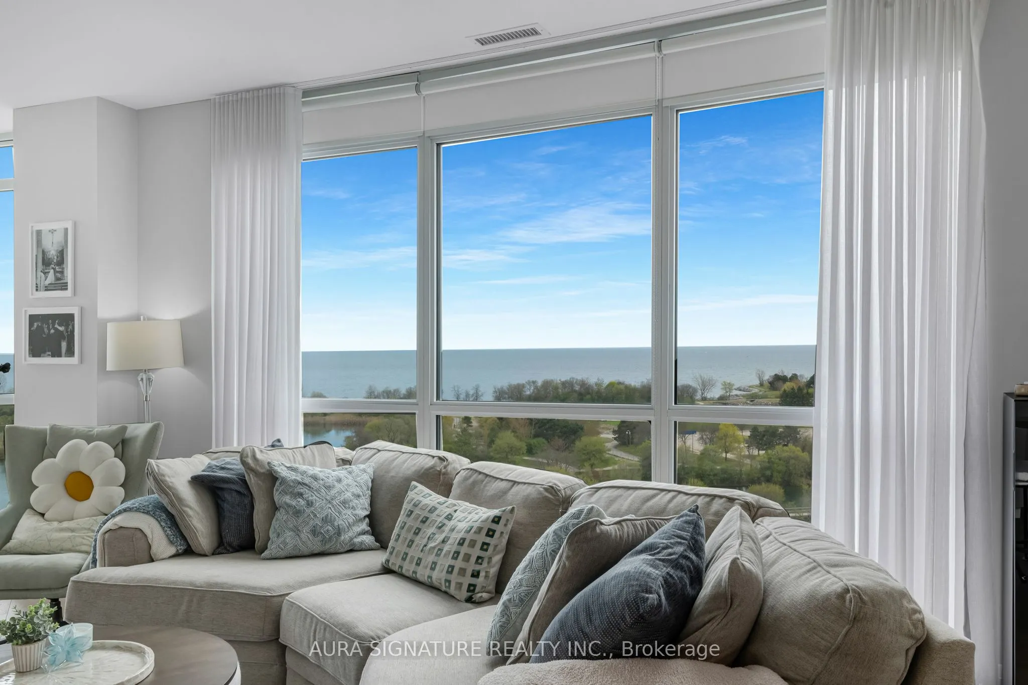 59 Annie Craig Drive #1004