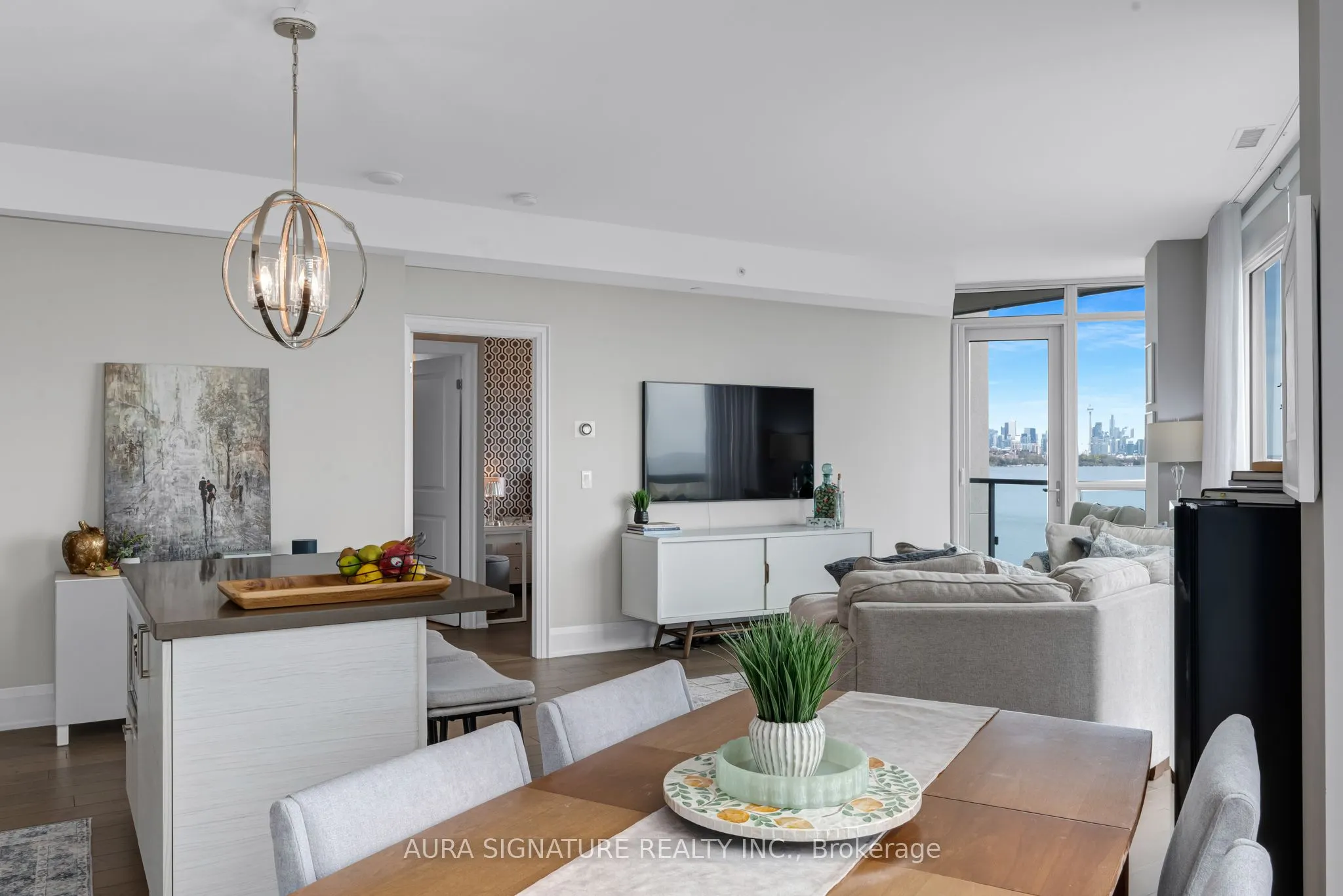 59 Annie Craig Drive #1004