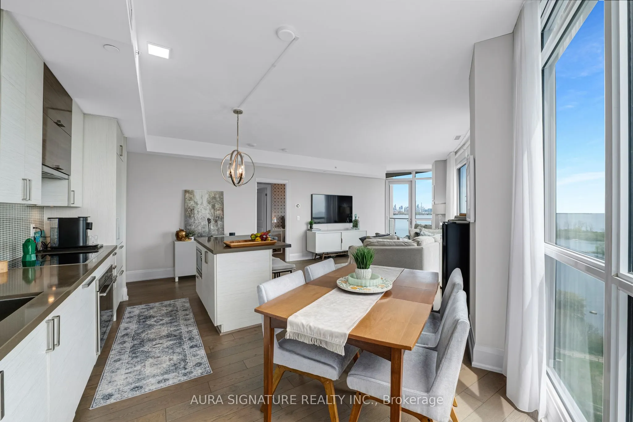 59 Annie Craig Drive #1004
