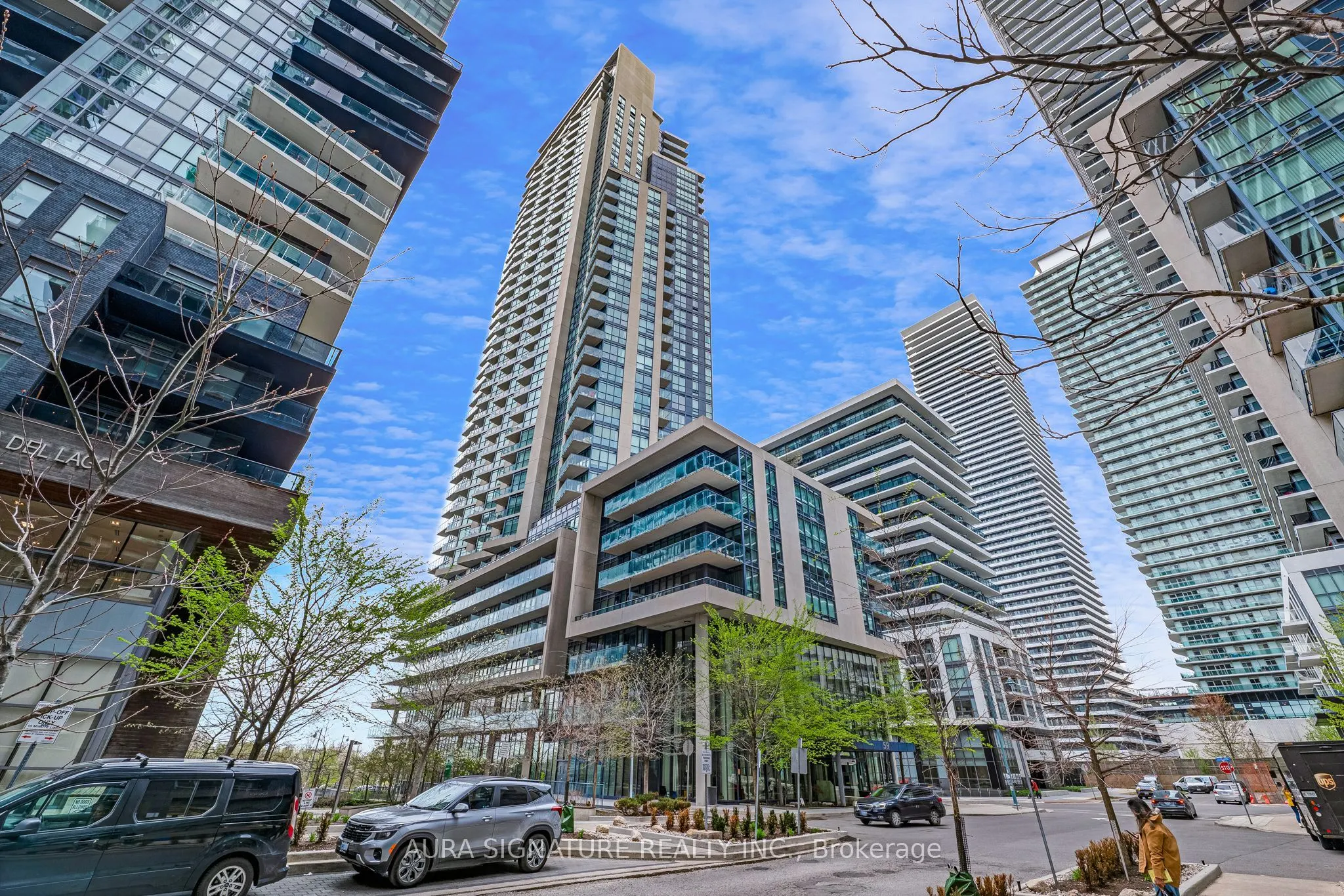 59 Annie Craig Drive #1004