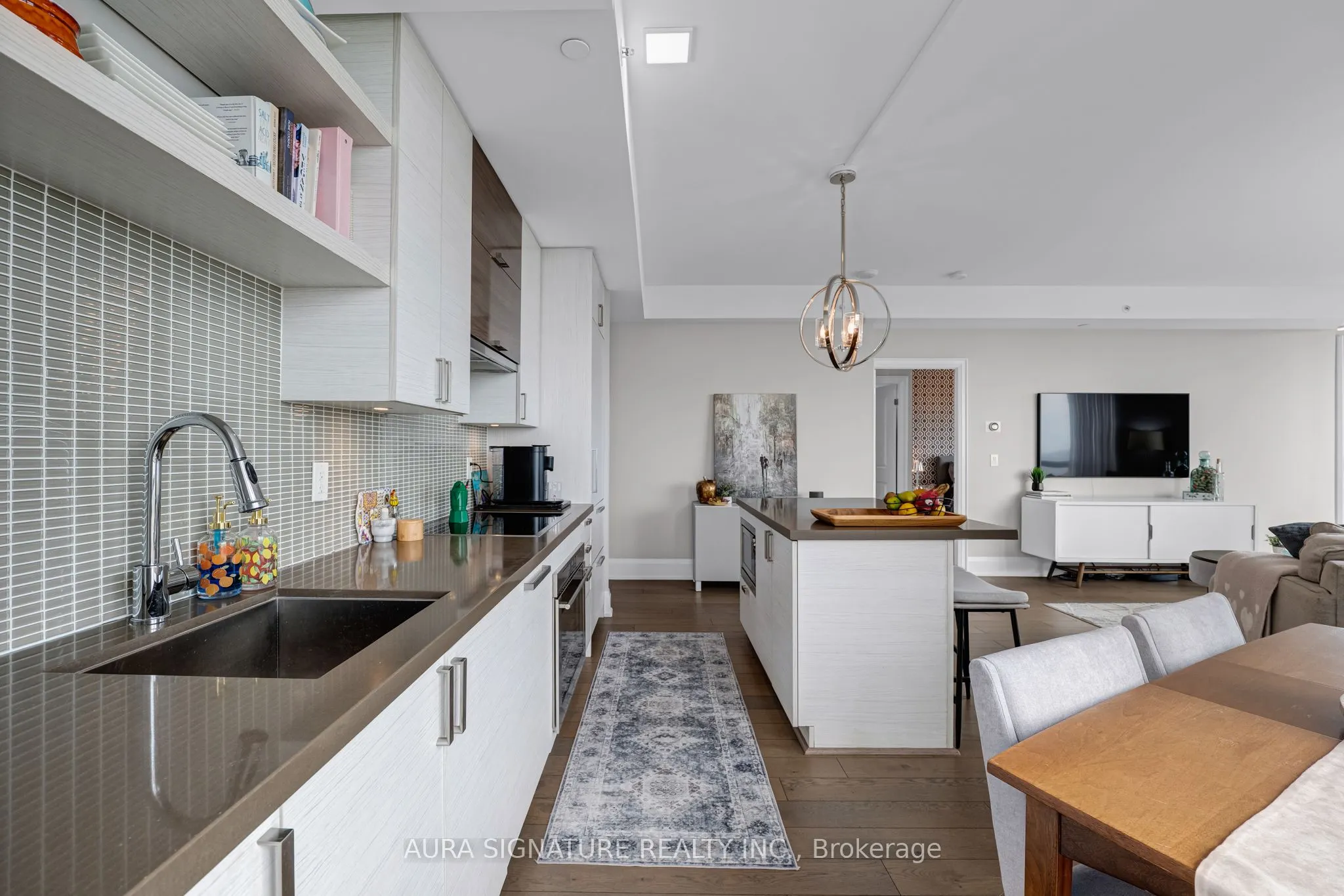 59 Annie Craig Drive #1004