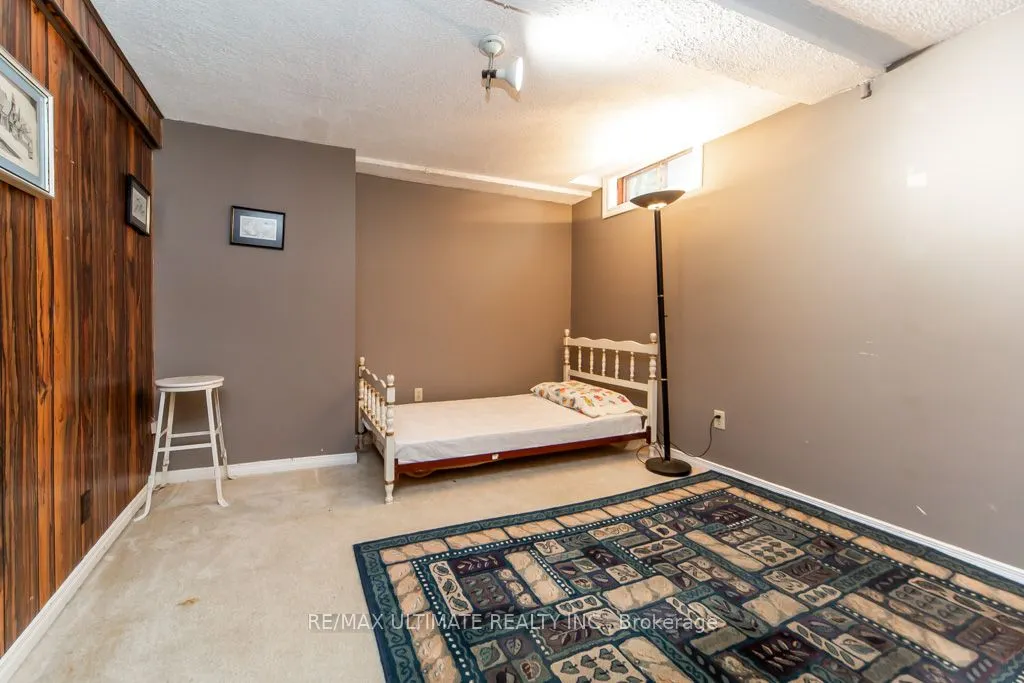 3 Aron Drive