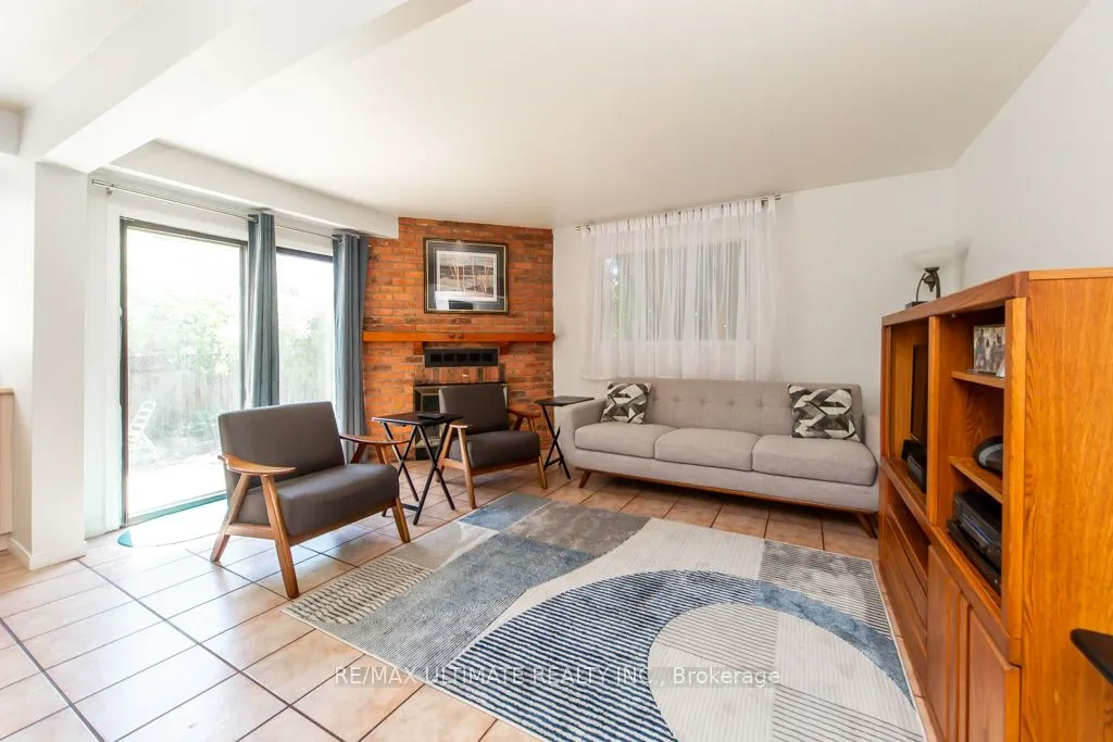 3 Aron Drive