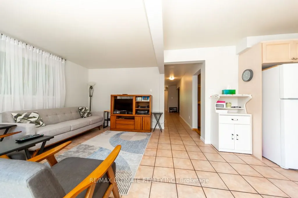 3 Aron Drive