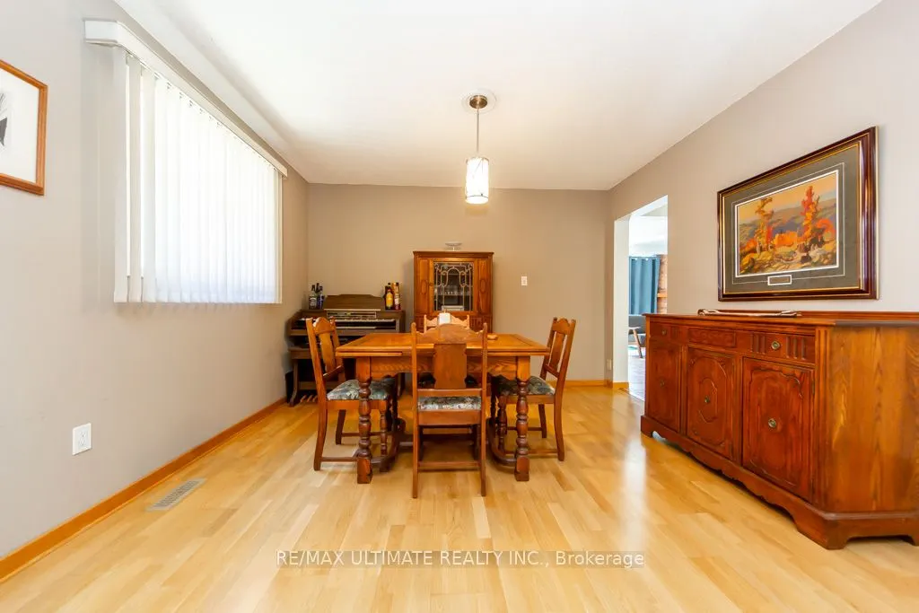 3 Aron Drive