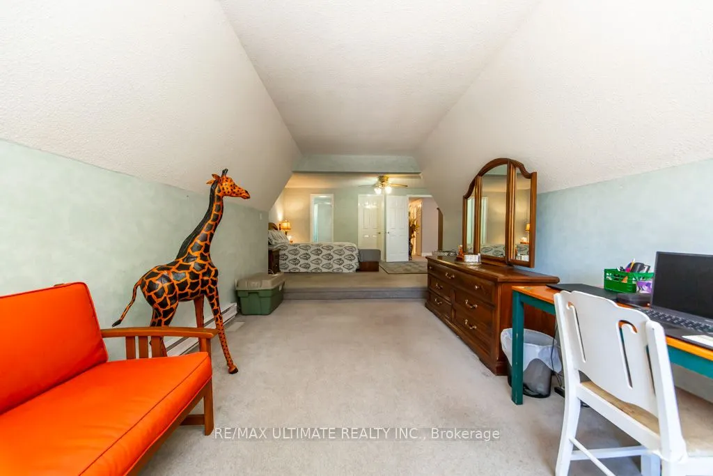 3 Aron Drive