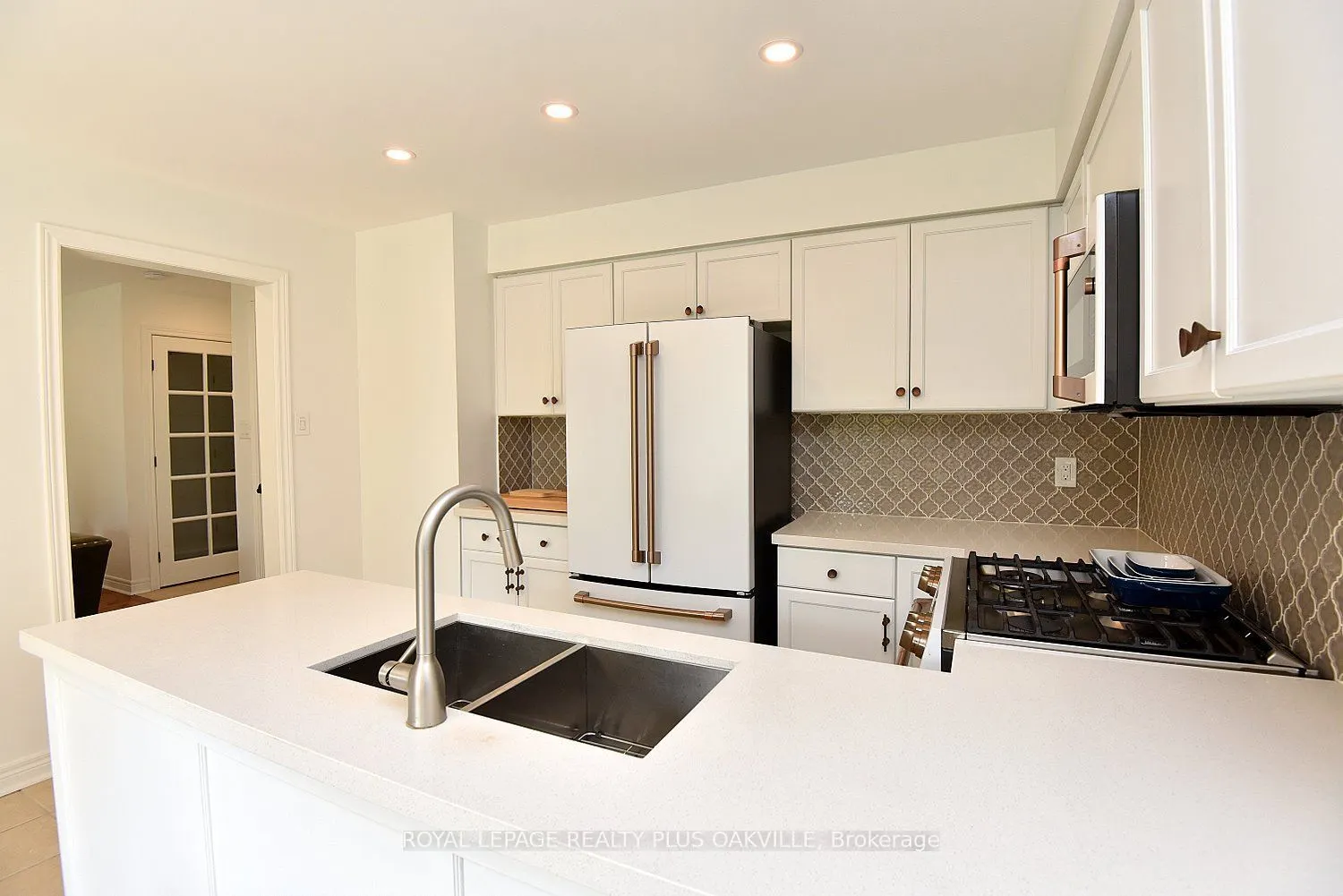 546 Sandcherry Drive