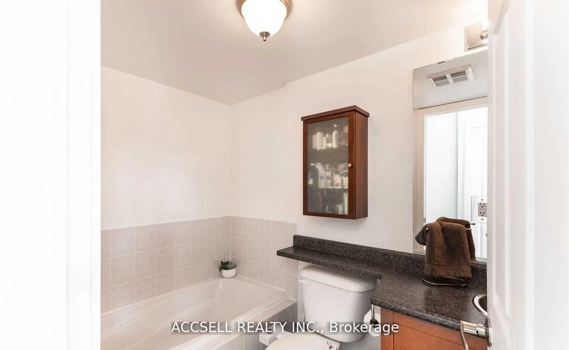 3400 Lake Shore Boulevard W #229