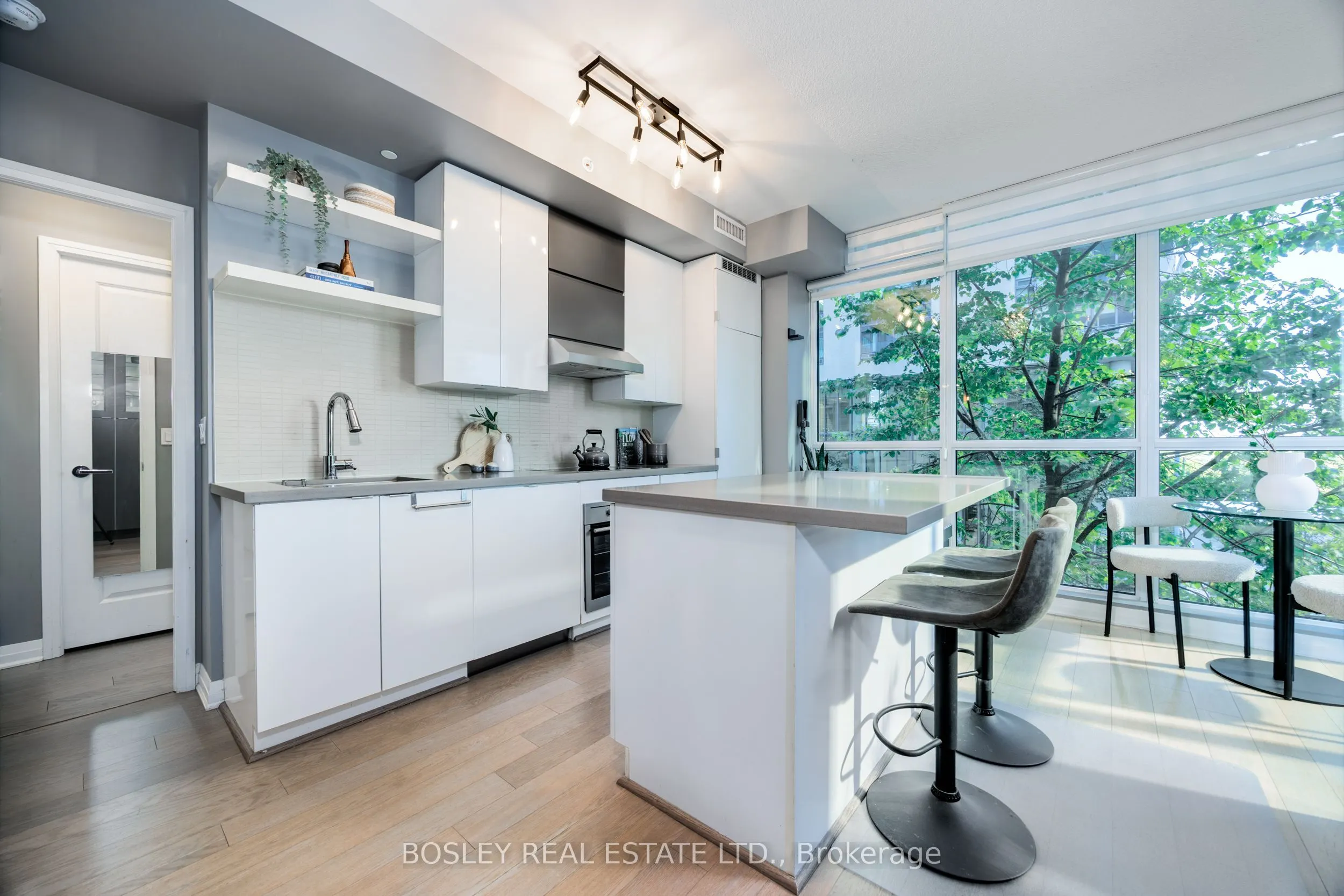 60 Annie Craig Drive #215