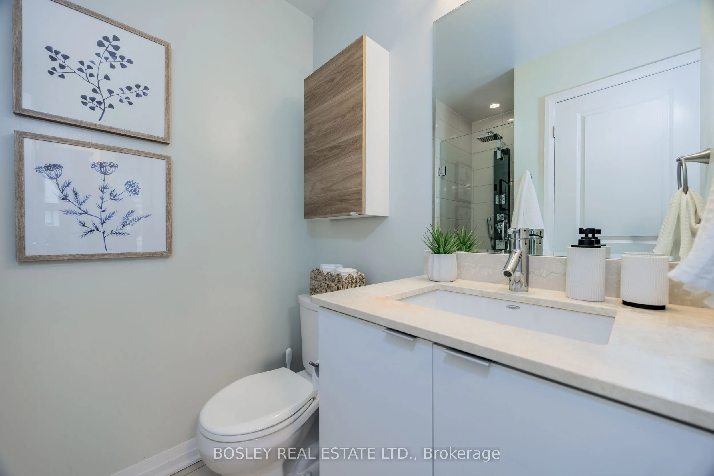 60 Annie Craig Drive #215
