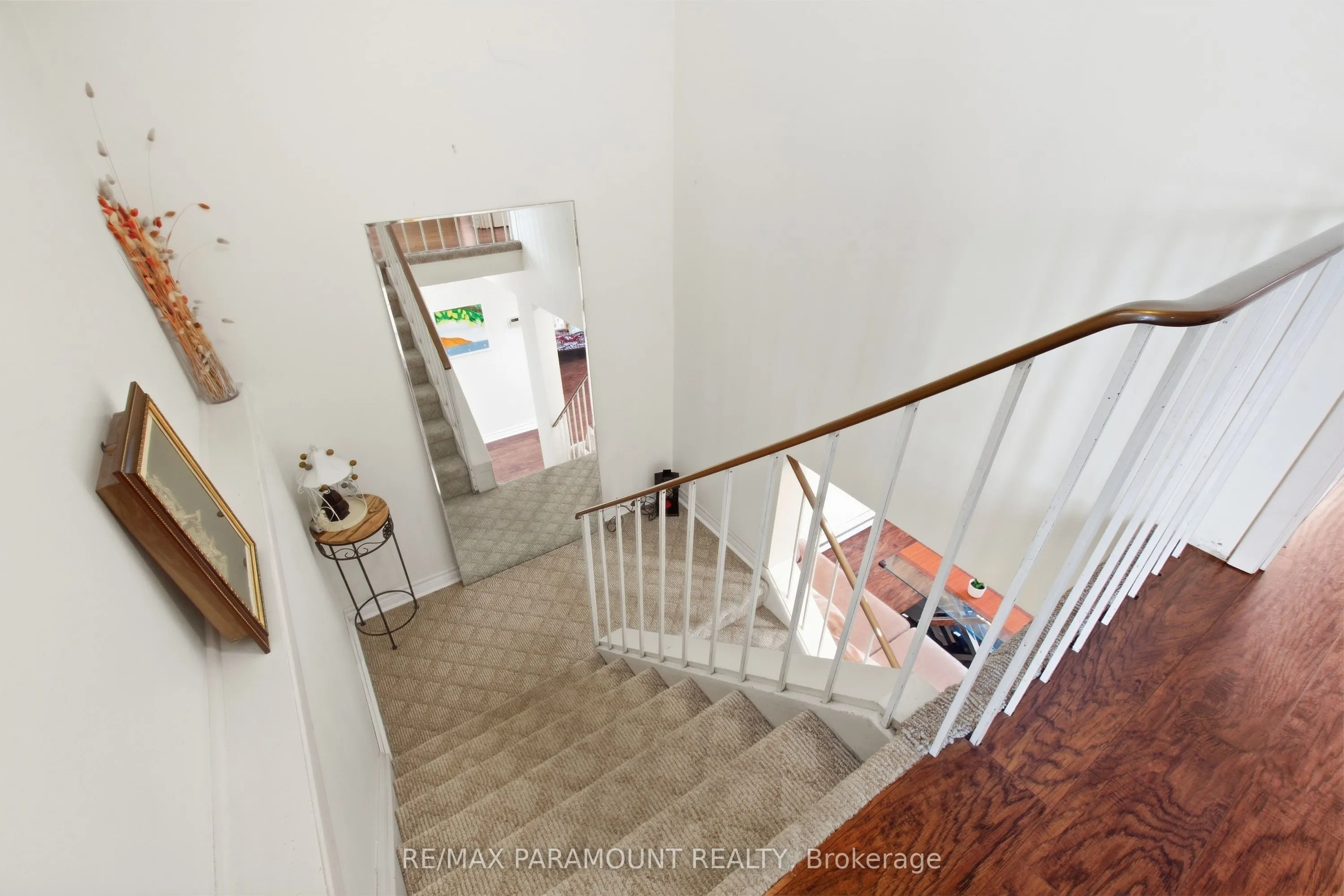 16 Gleneaden Court