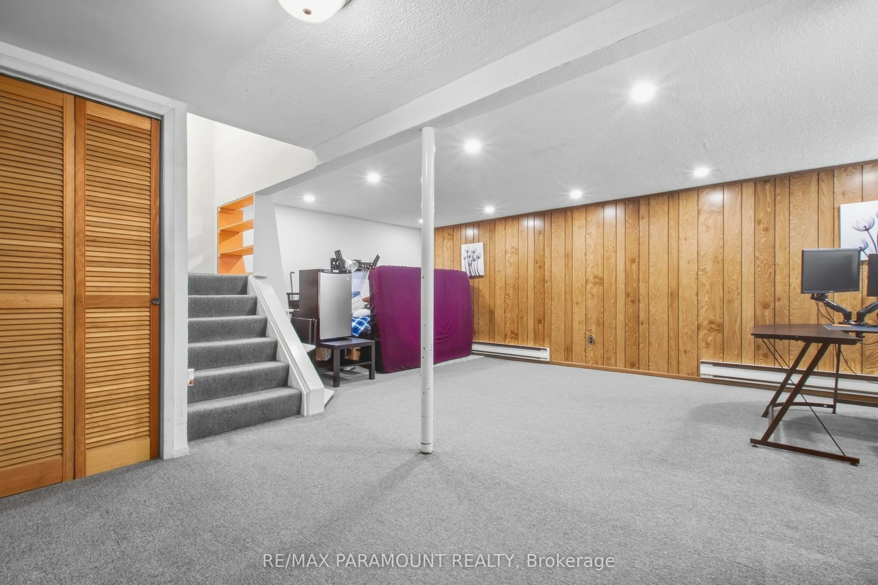 16 Gleneaden Court