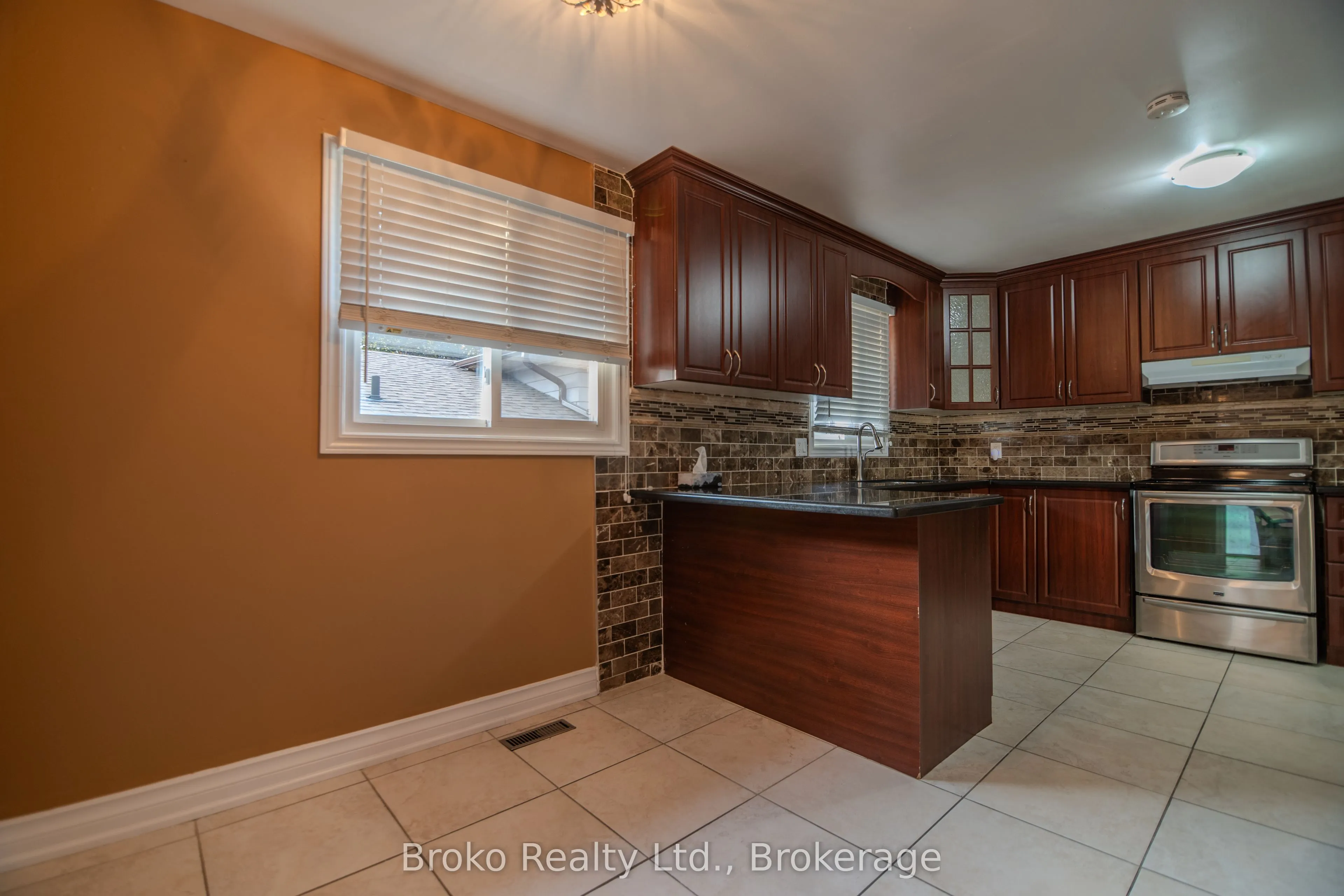 7782 Kittridge Drive