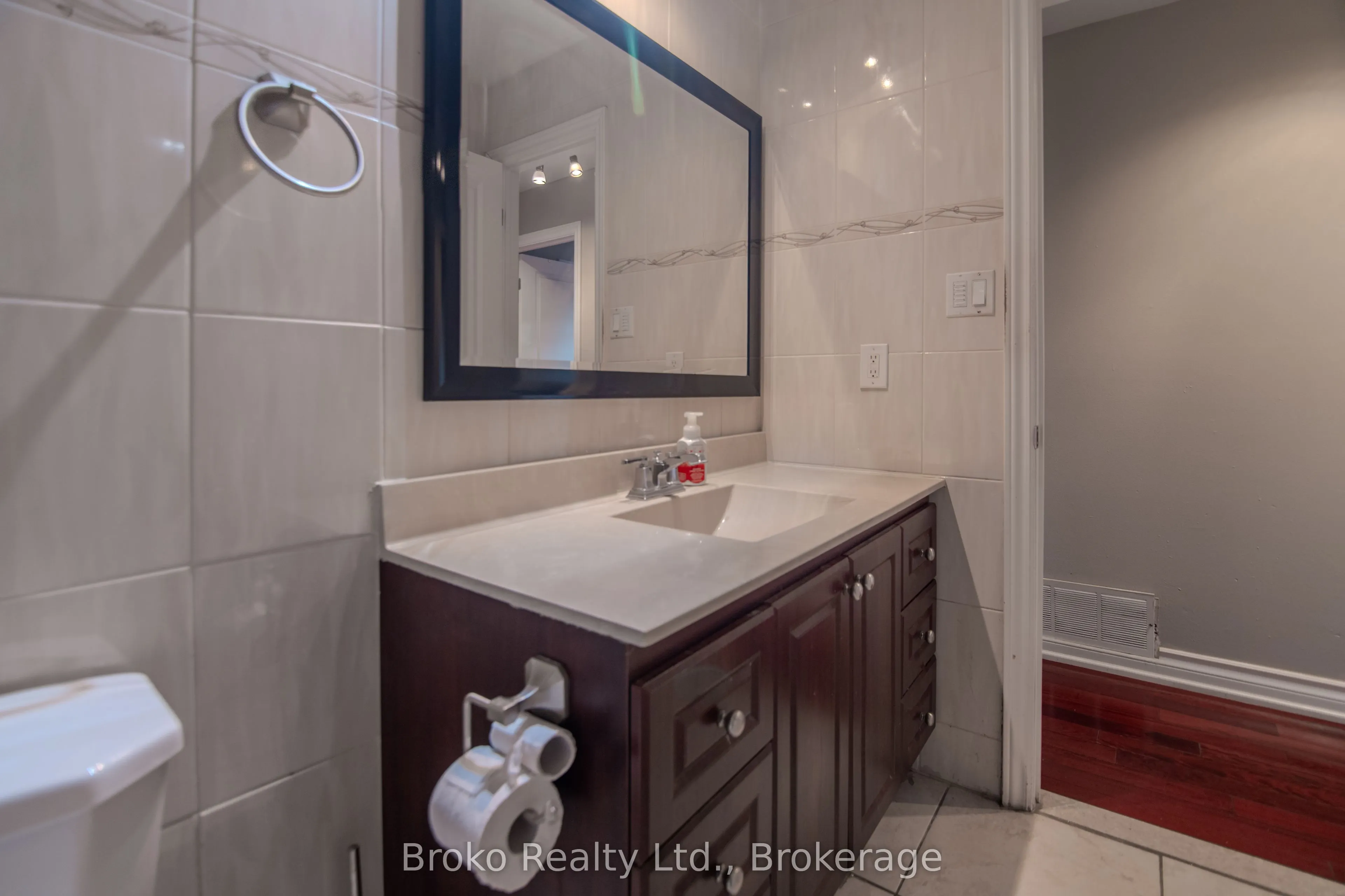 7782 Kittridge Drive