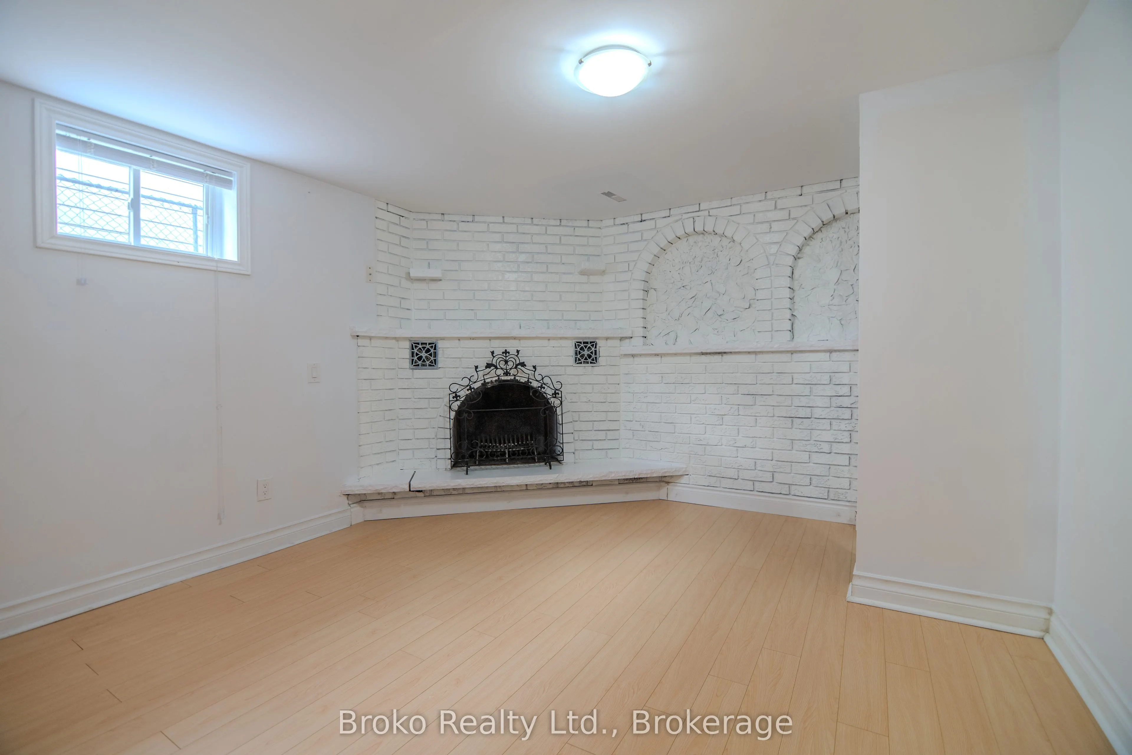 7782 Kittridge Drive