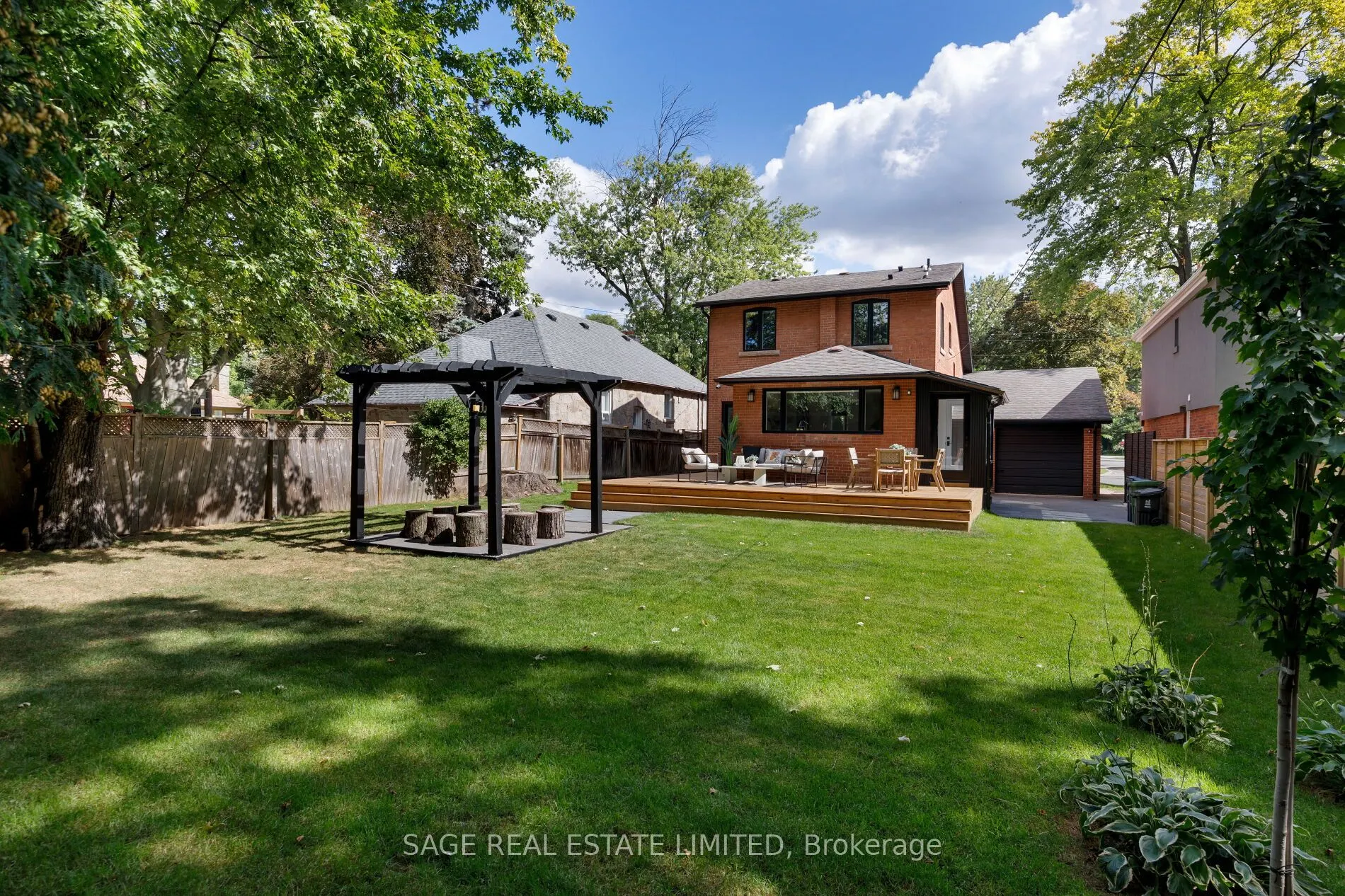 872 Royal York Road