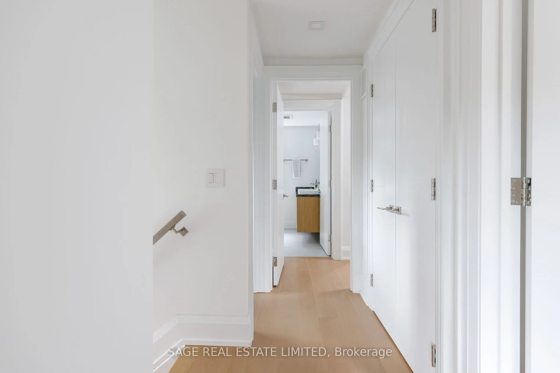 872 Royal York Road