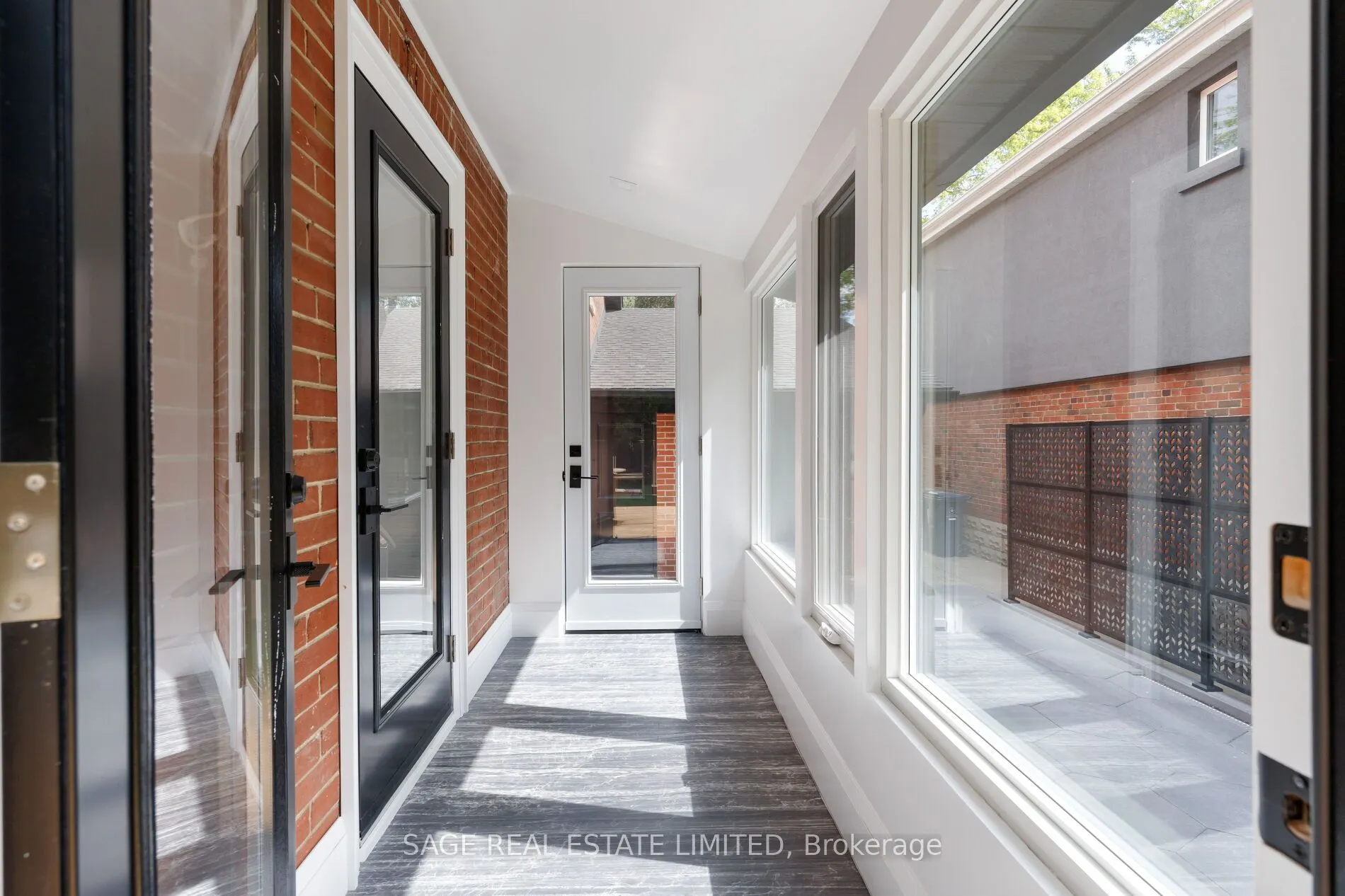 872 Royal York Road