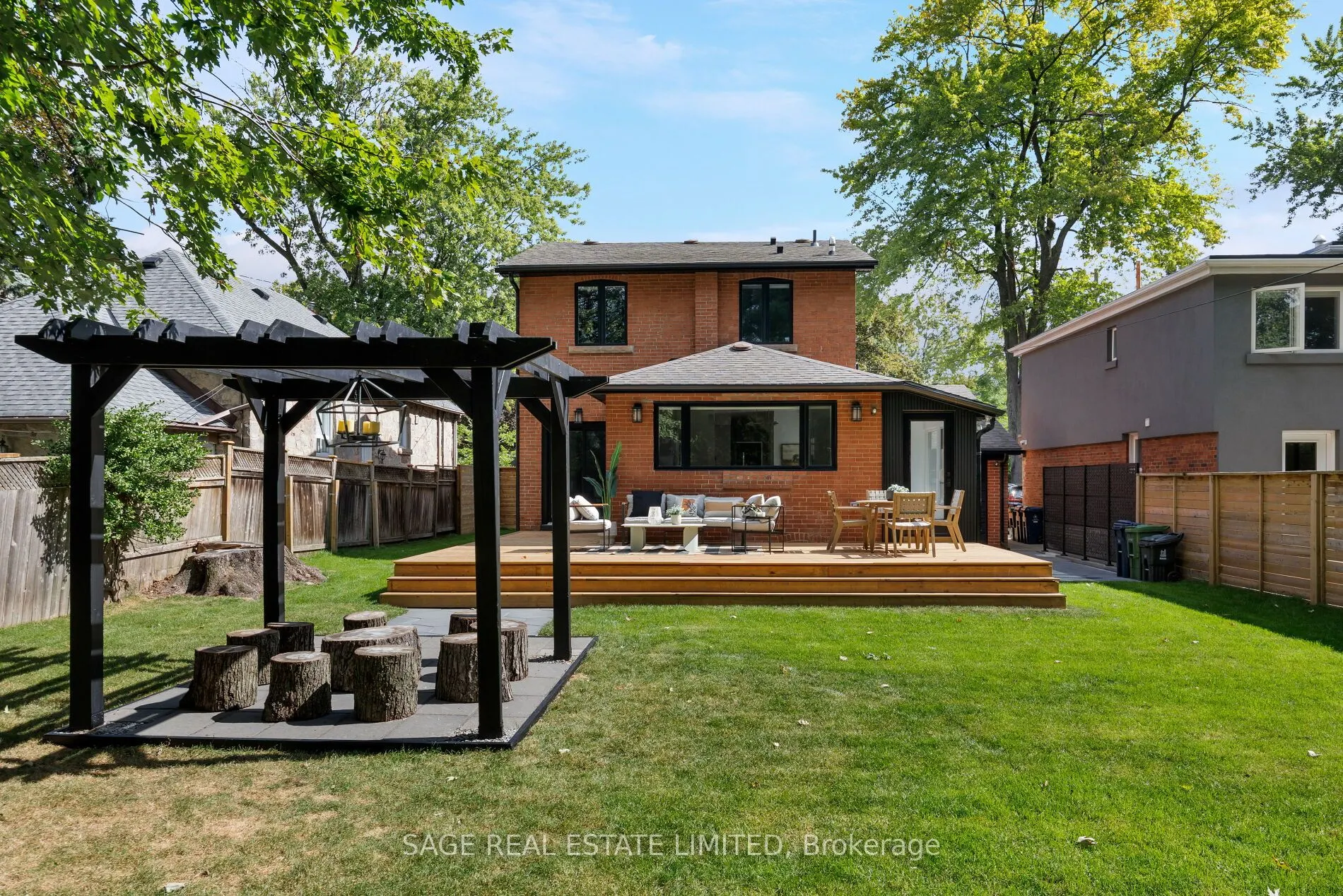 872 Royal York Road