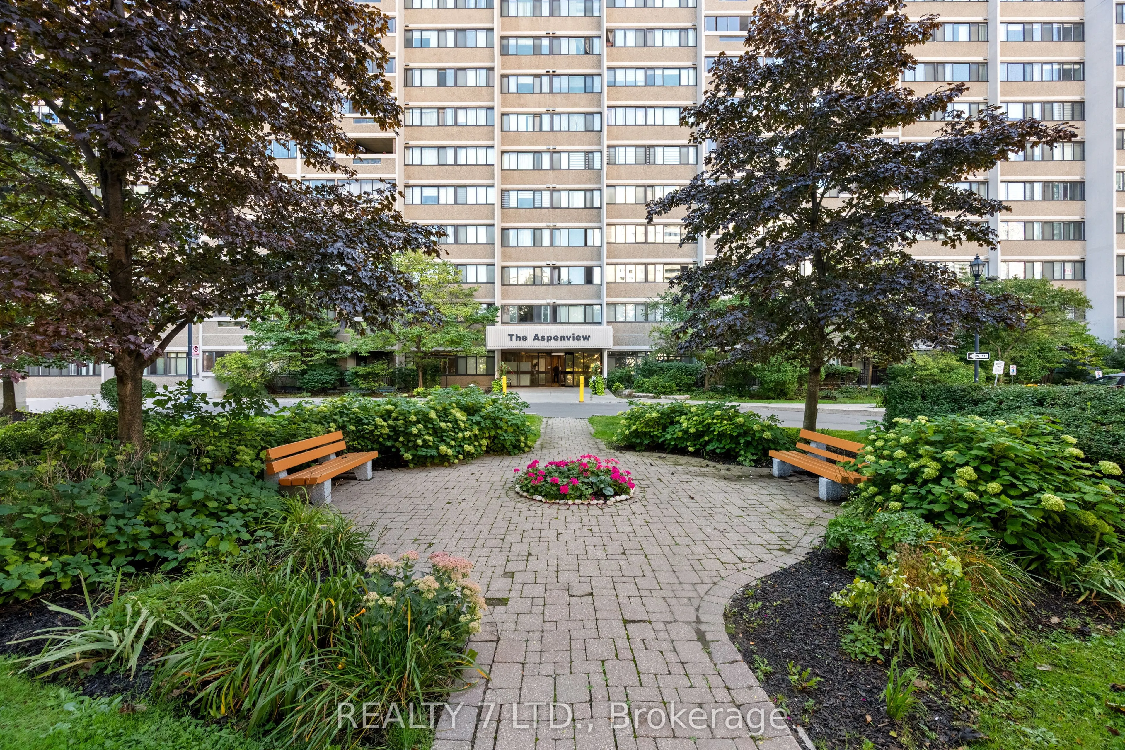 50 ELM Drive E #1507