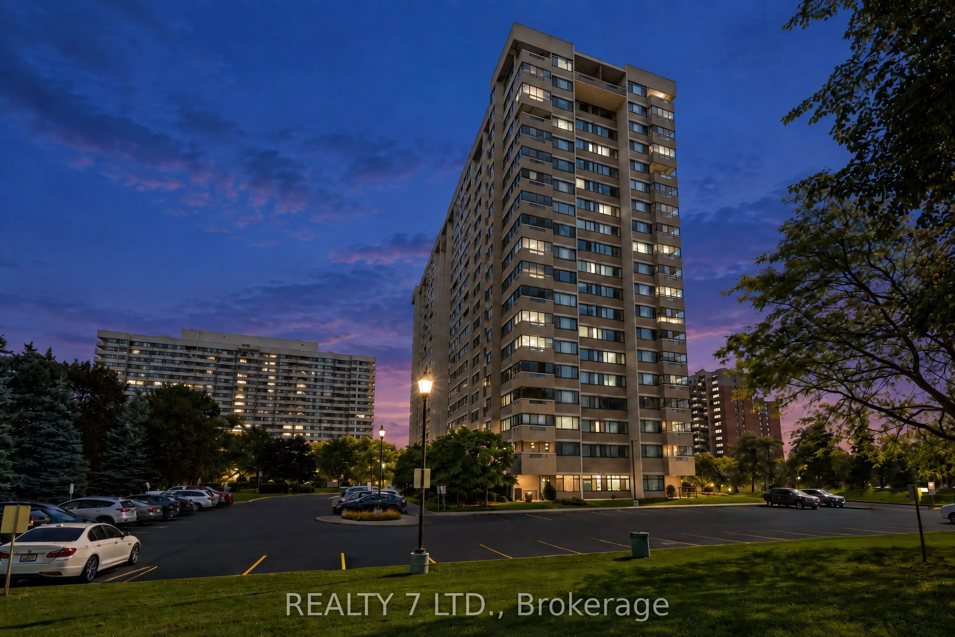 50 ELM Drive E #1507