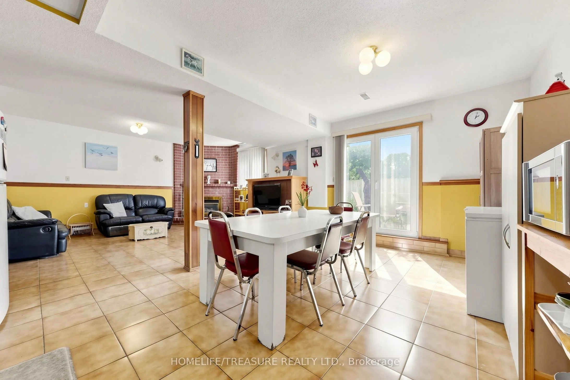 4304 Curia Crescent