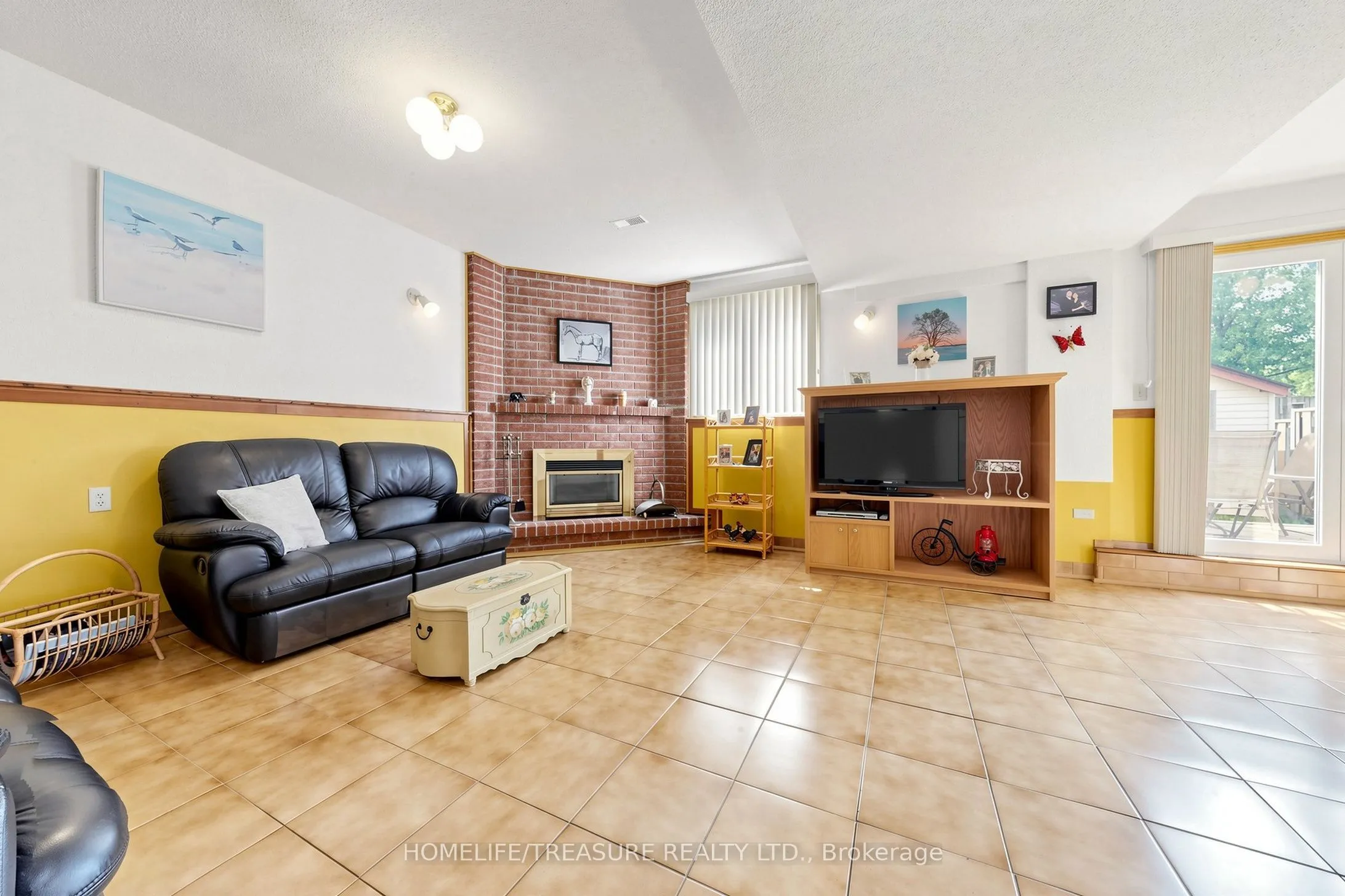 4304 Curia Crescent