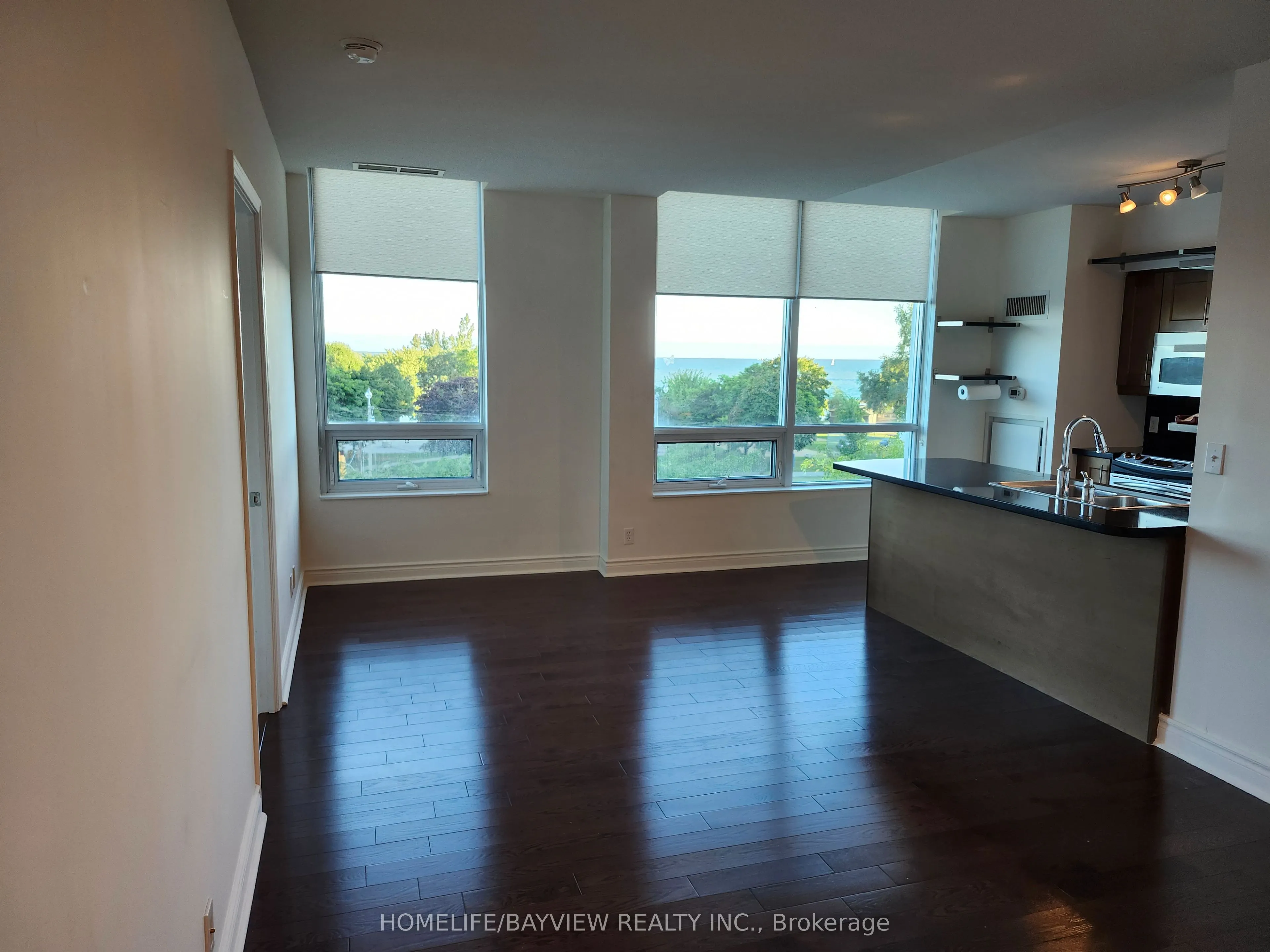 1900 Lake Shore Boulevard W #404