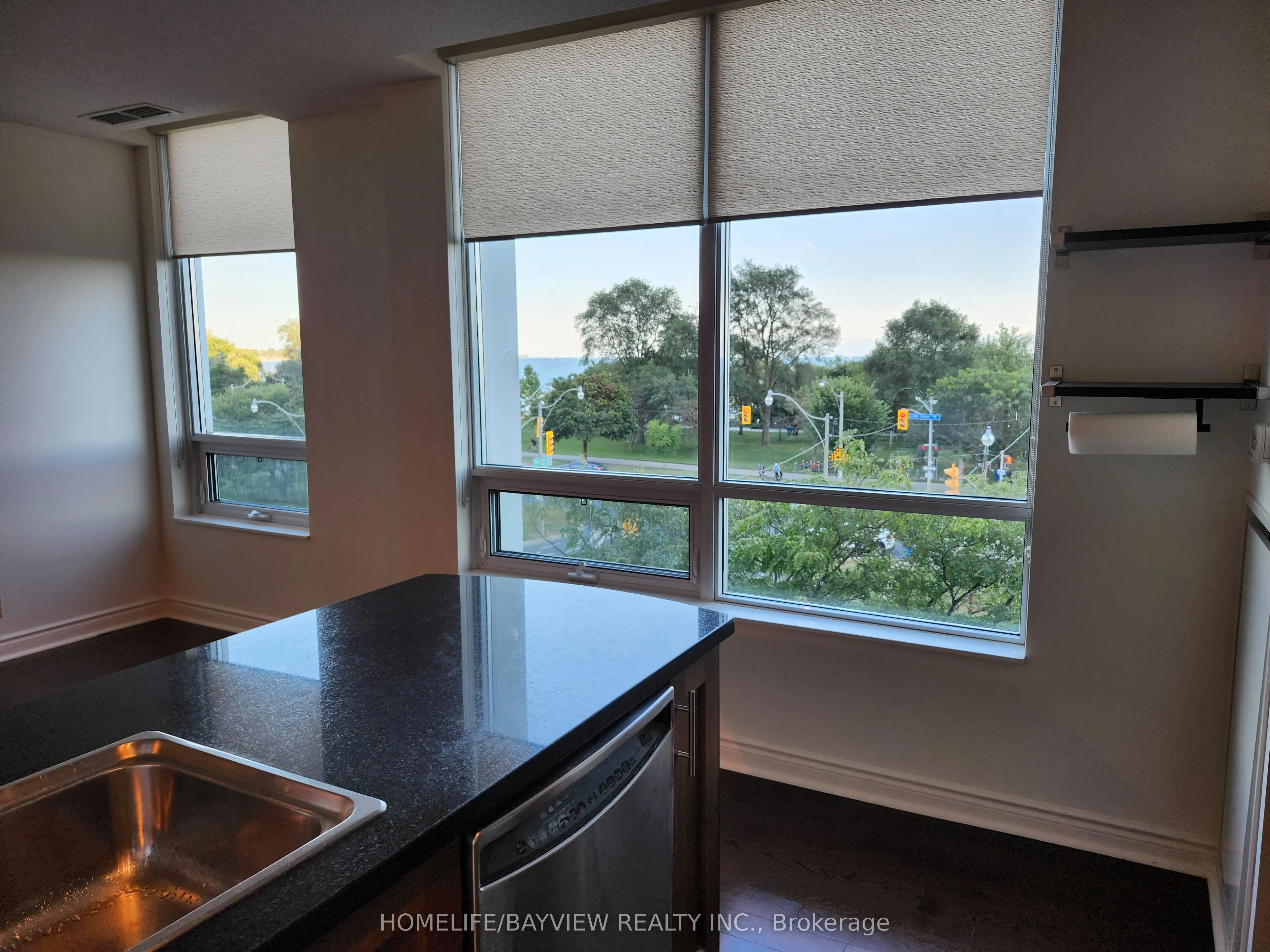 1900 Lake Shore Boulevard W #404