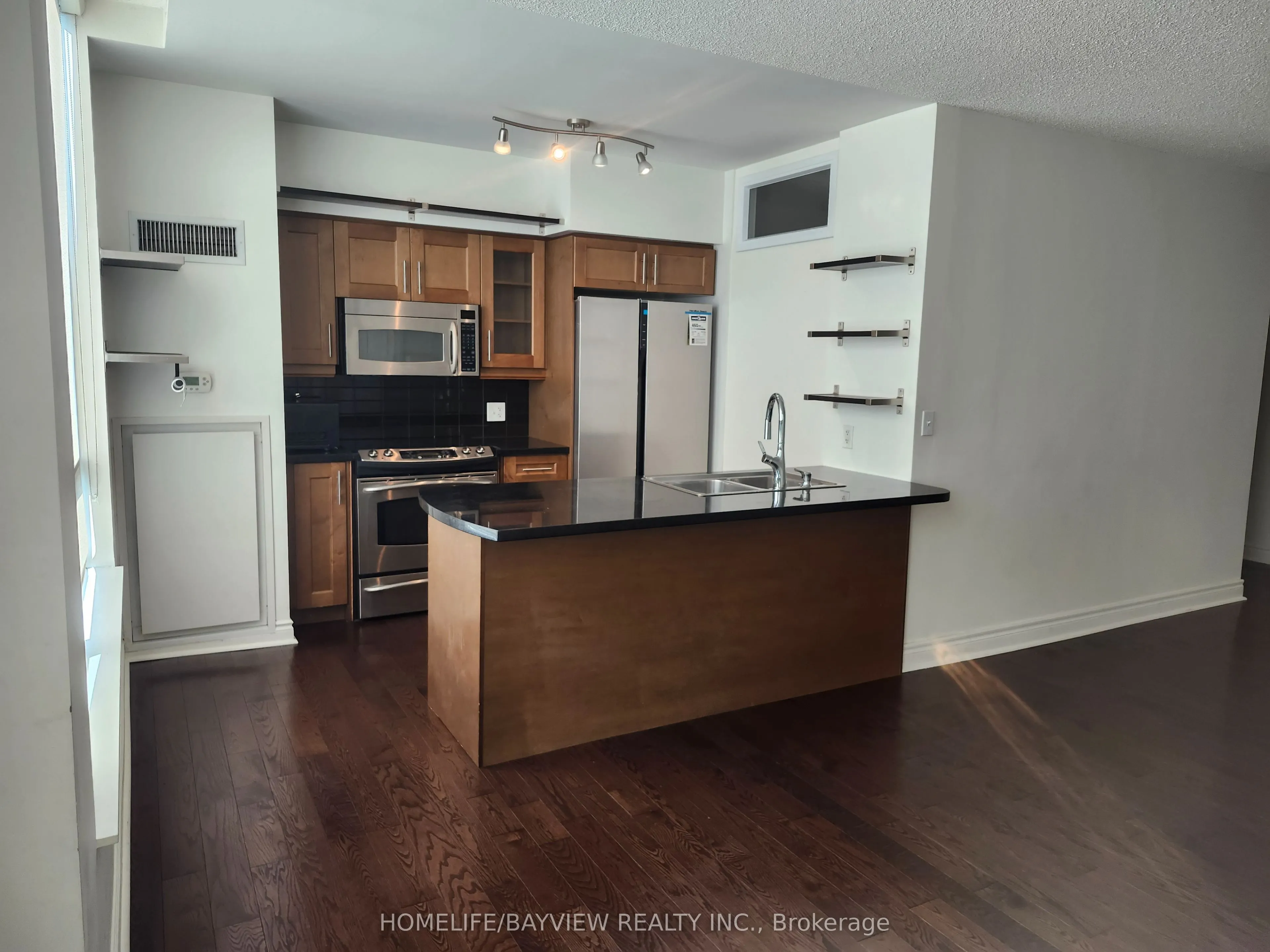 1900 Lake Shore Boulevard W #404