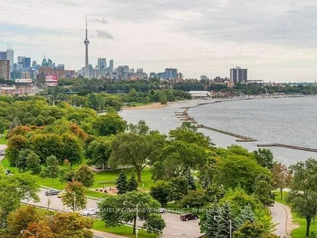 1900 Lake Shore Boulevard W #404
