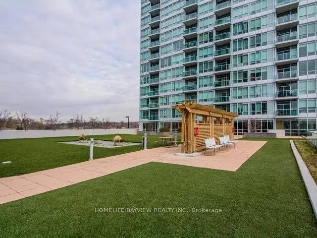 1900 Lake Shore Boulevard W #404