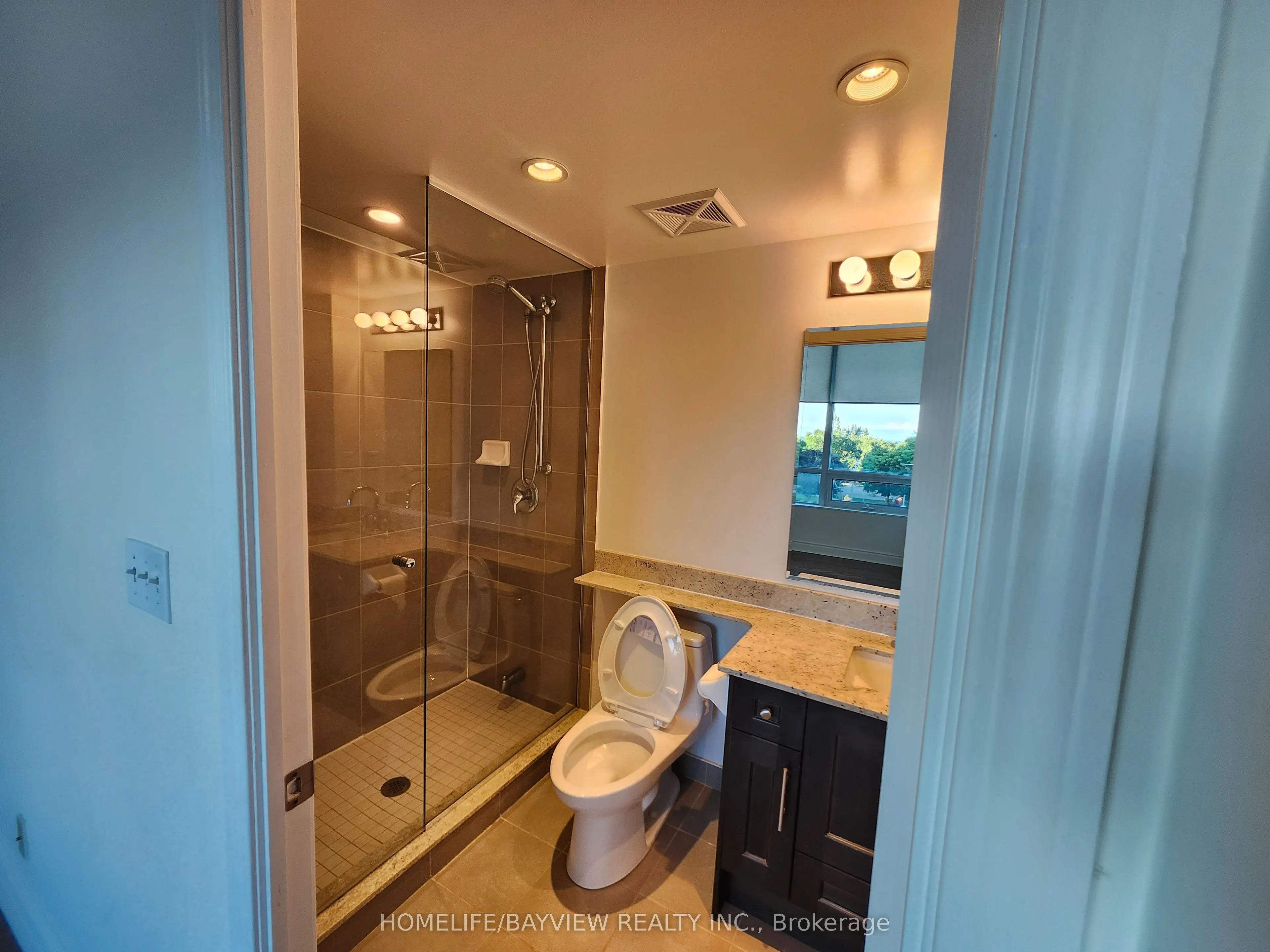 1900 Lake Shore Boulevard W #404