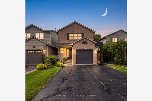 482 Vanier Drive