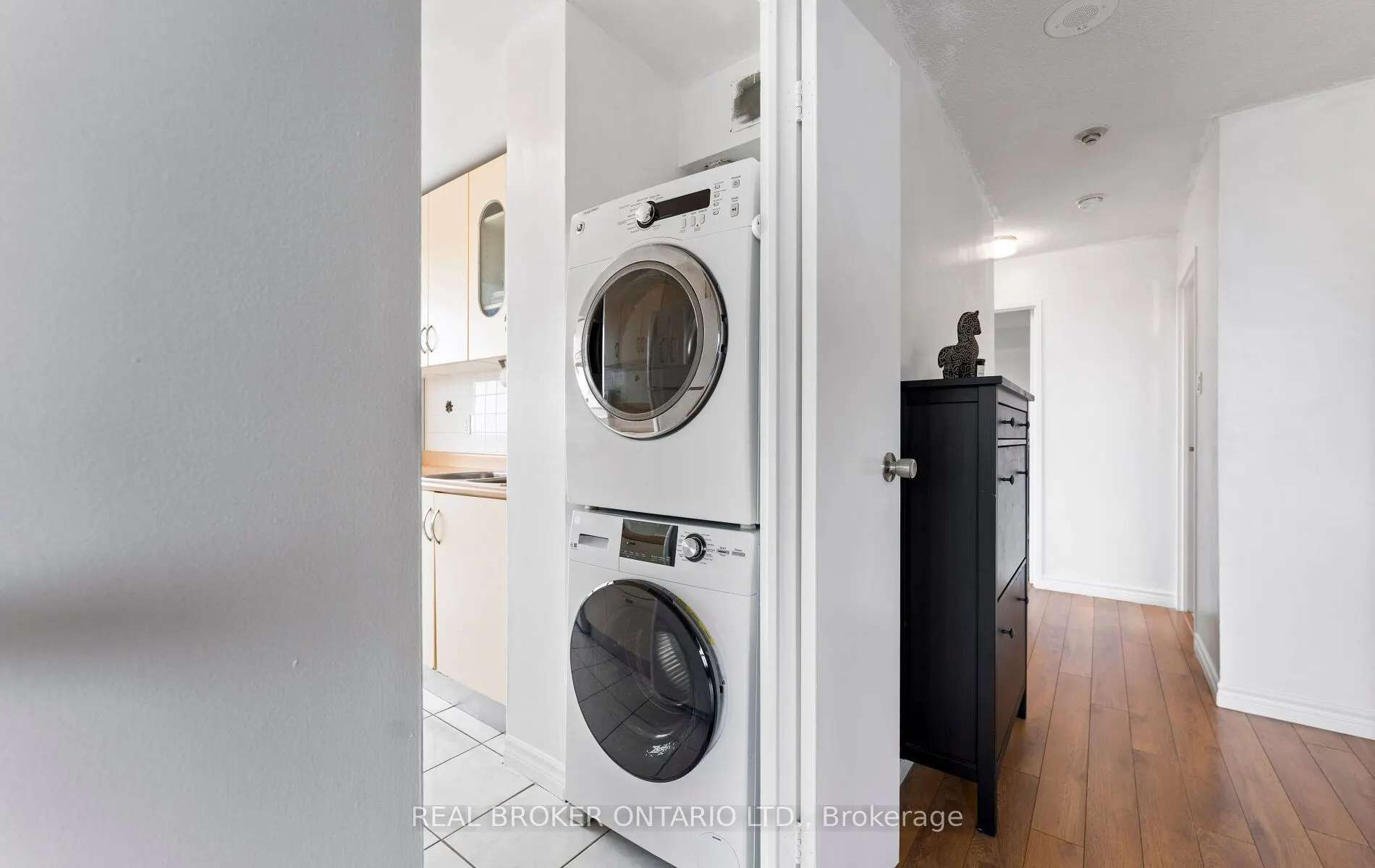 3077 Weston Road #1809