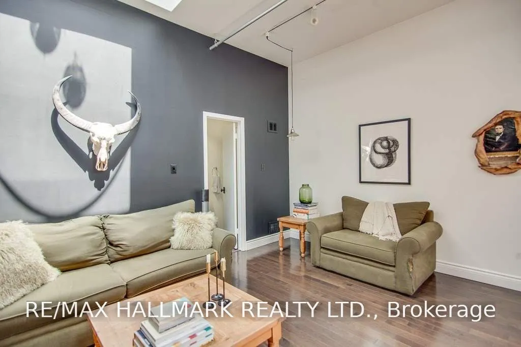 6 Bartlett Avenue #7