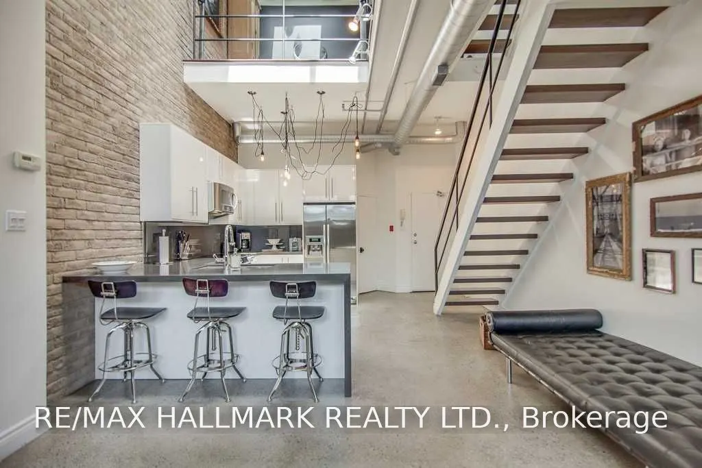 6 Bartlett Avenue #7