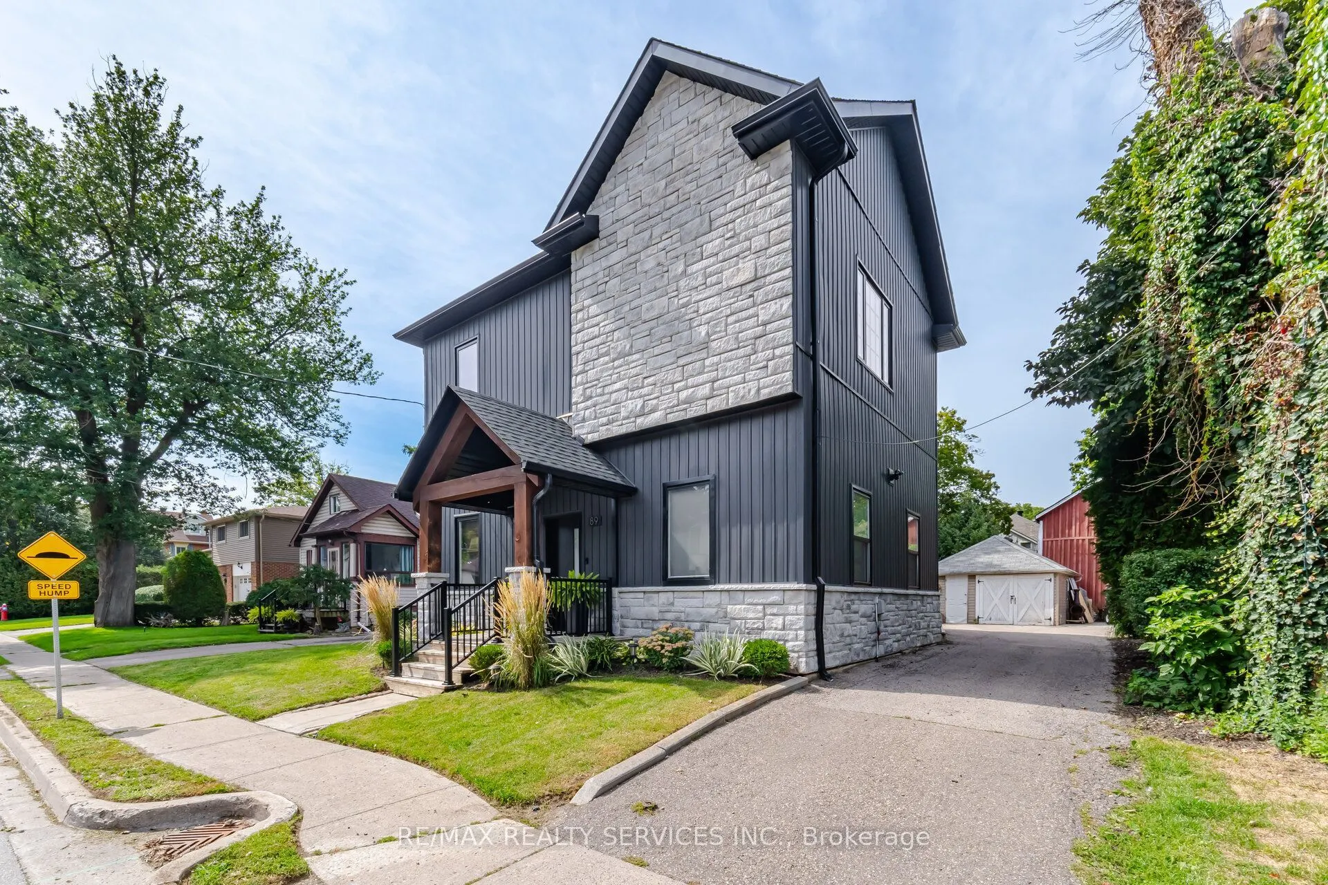 89 Willow Street