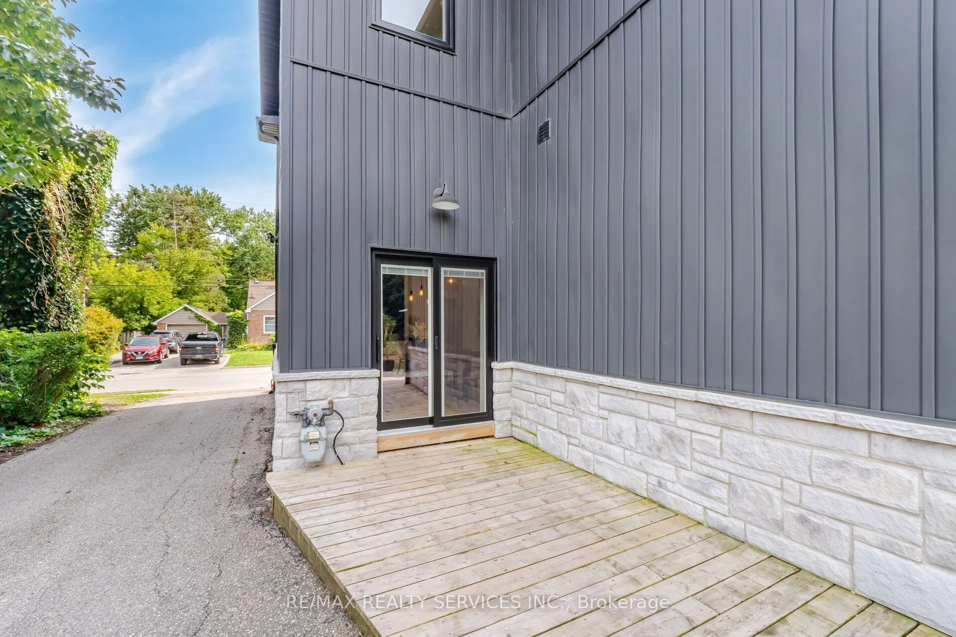 89 Willow Street