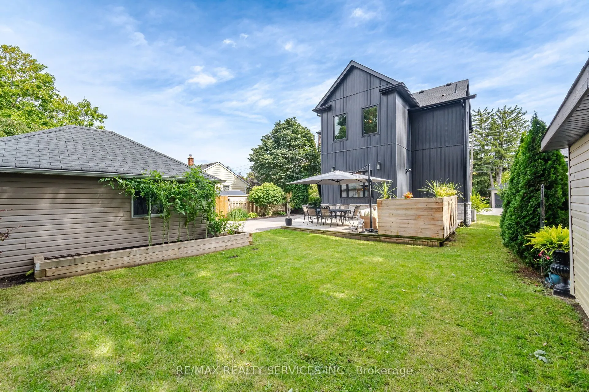 89 Willow Street